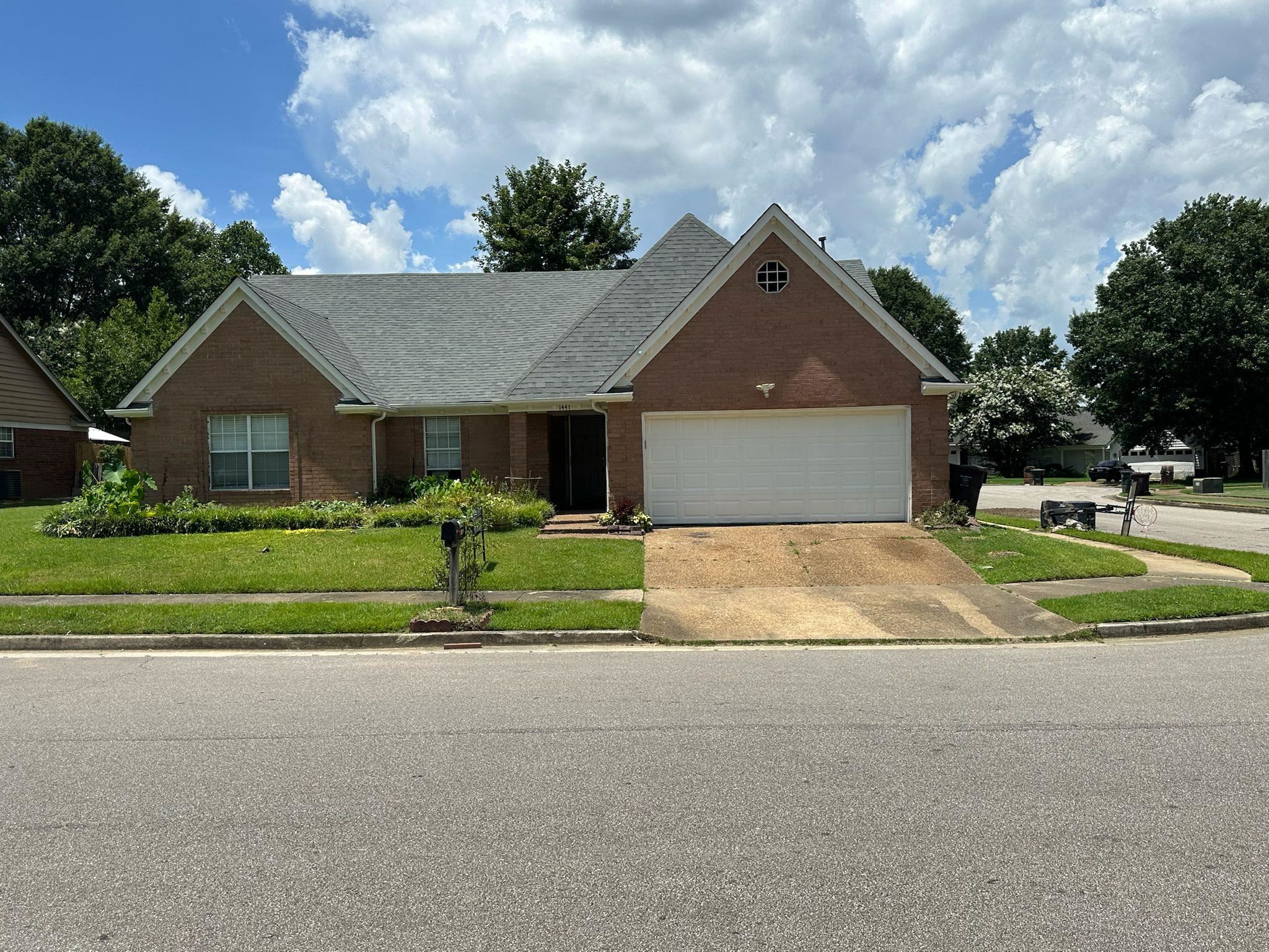 1441 Milestone Dr Property Photo 1