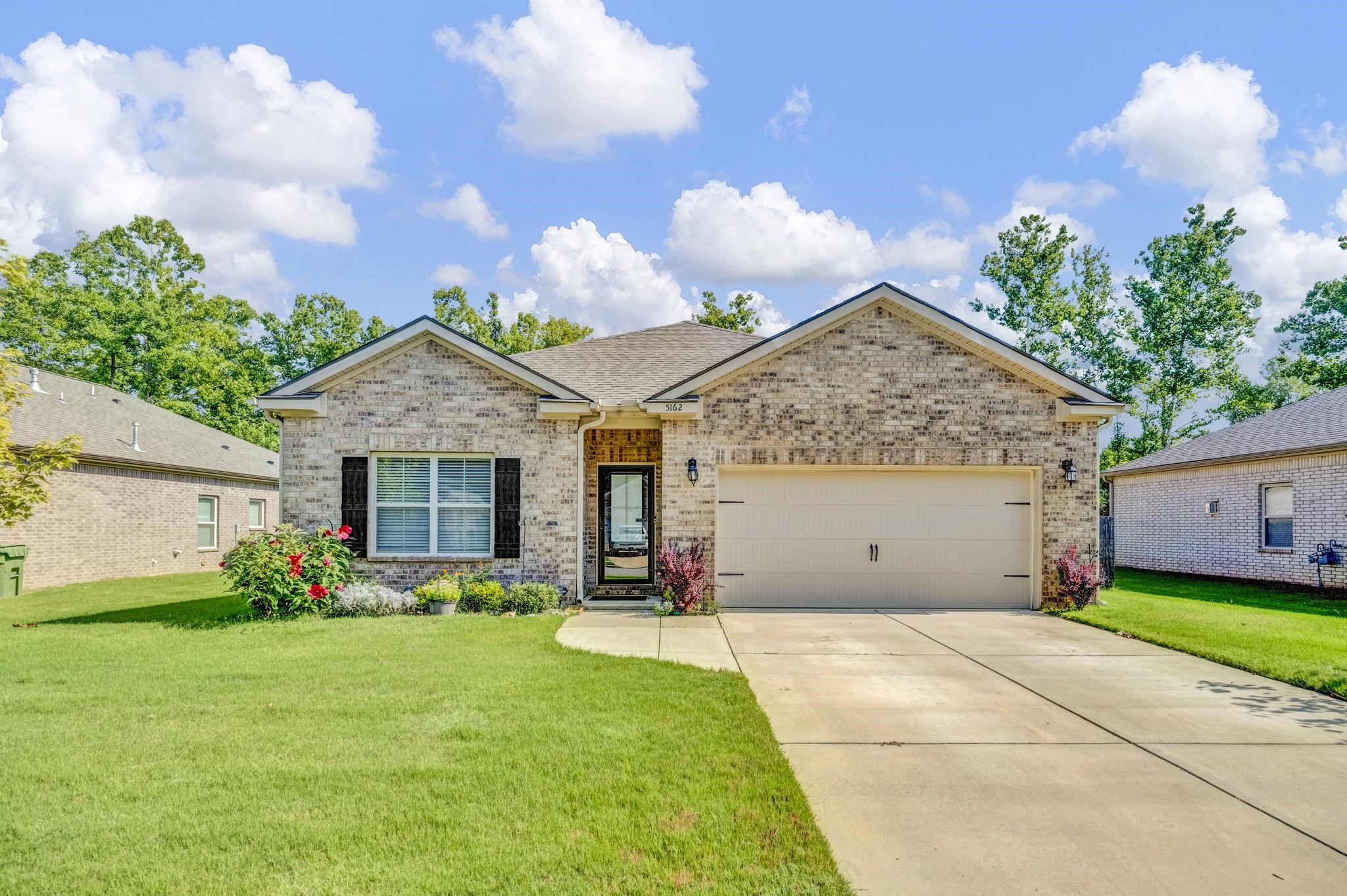 5162 Shellback Dr Property Photo 1