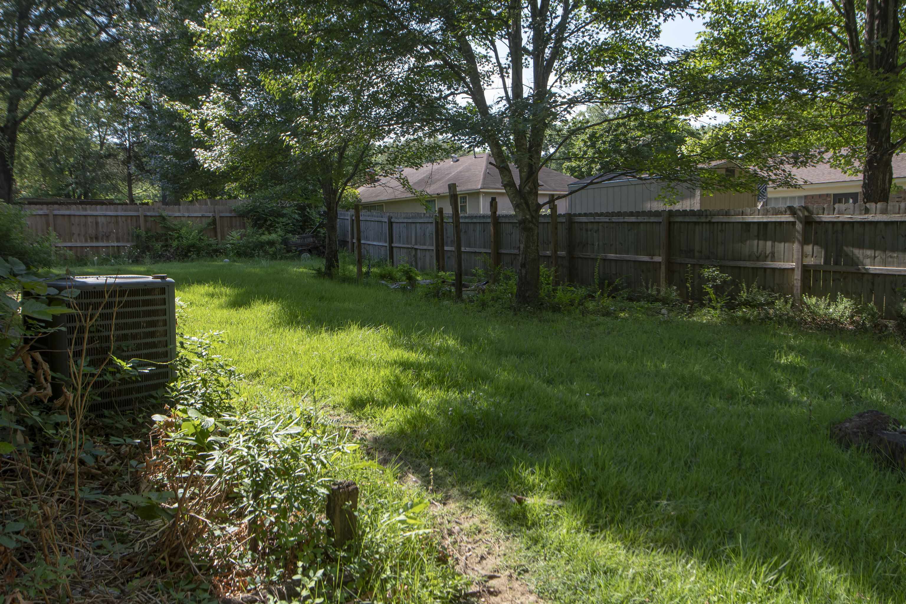6846 Gilford Dr Property Photo 7
