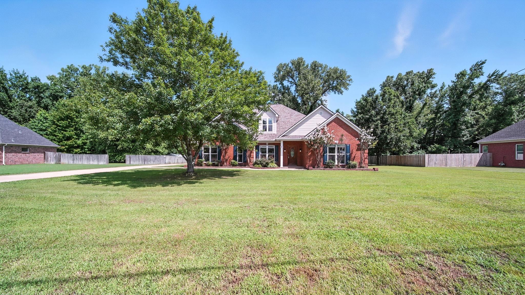 343 Brittany Ln Property Photo 1