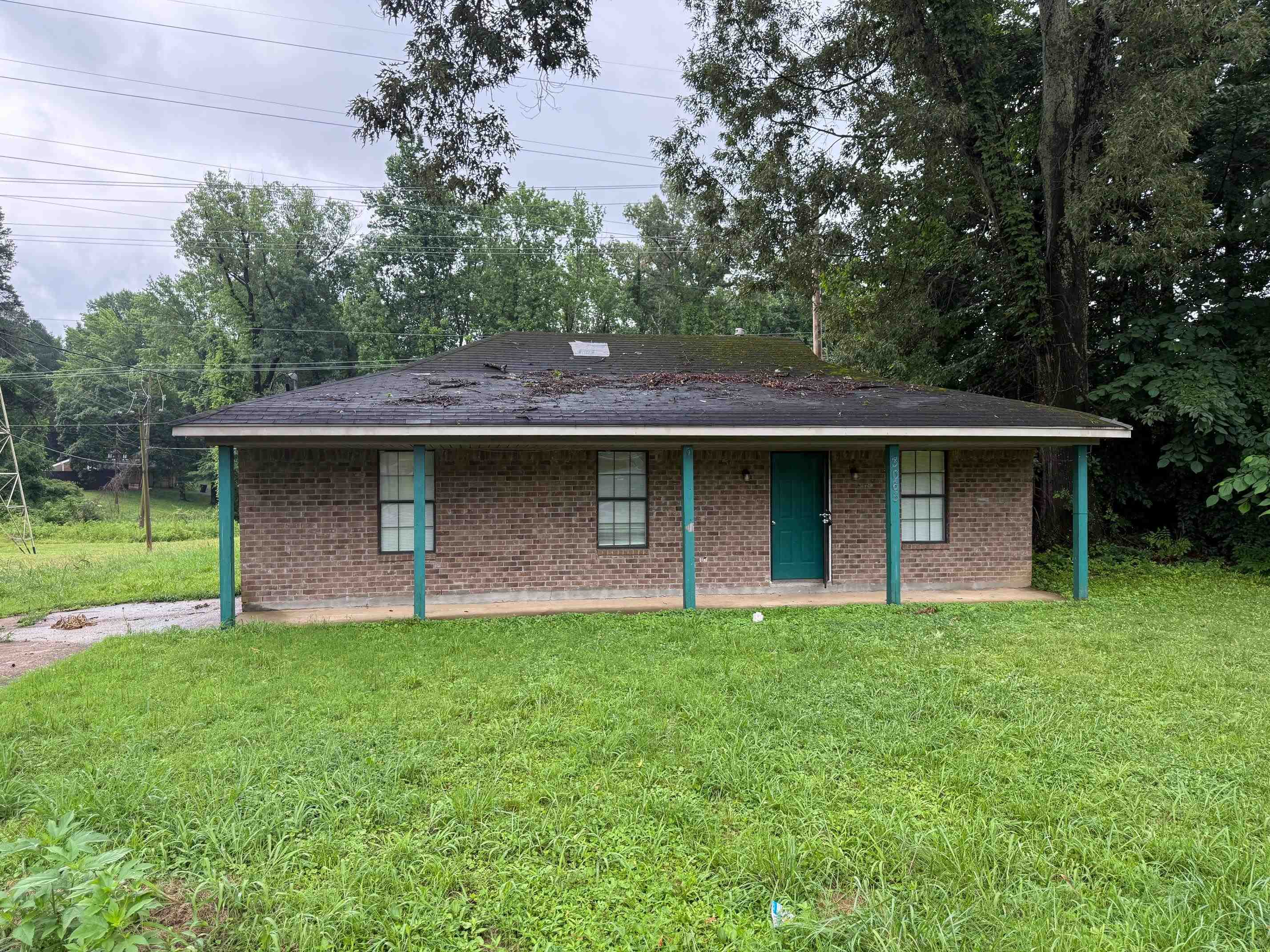 3065 Peggy Rd Property Photo 1
