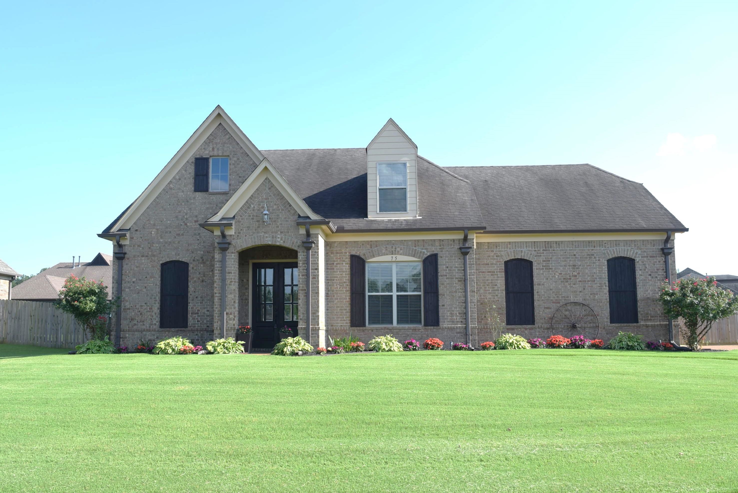 75 Oak Springs Cv Property Photo 1