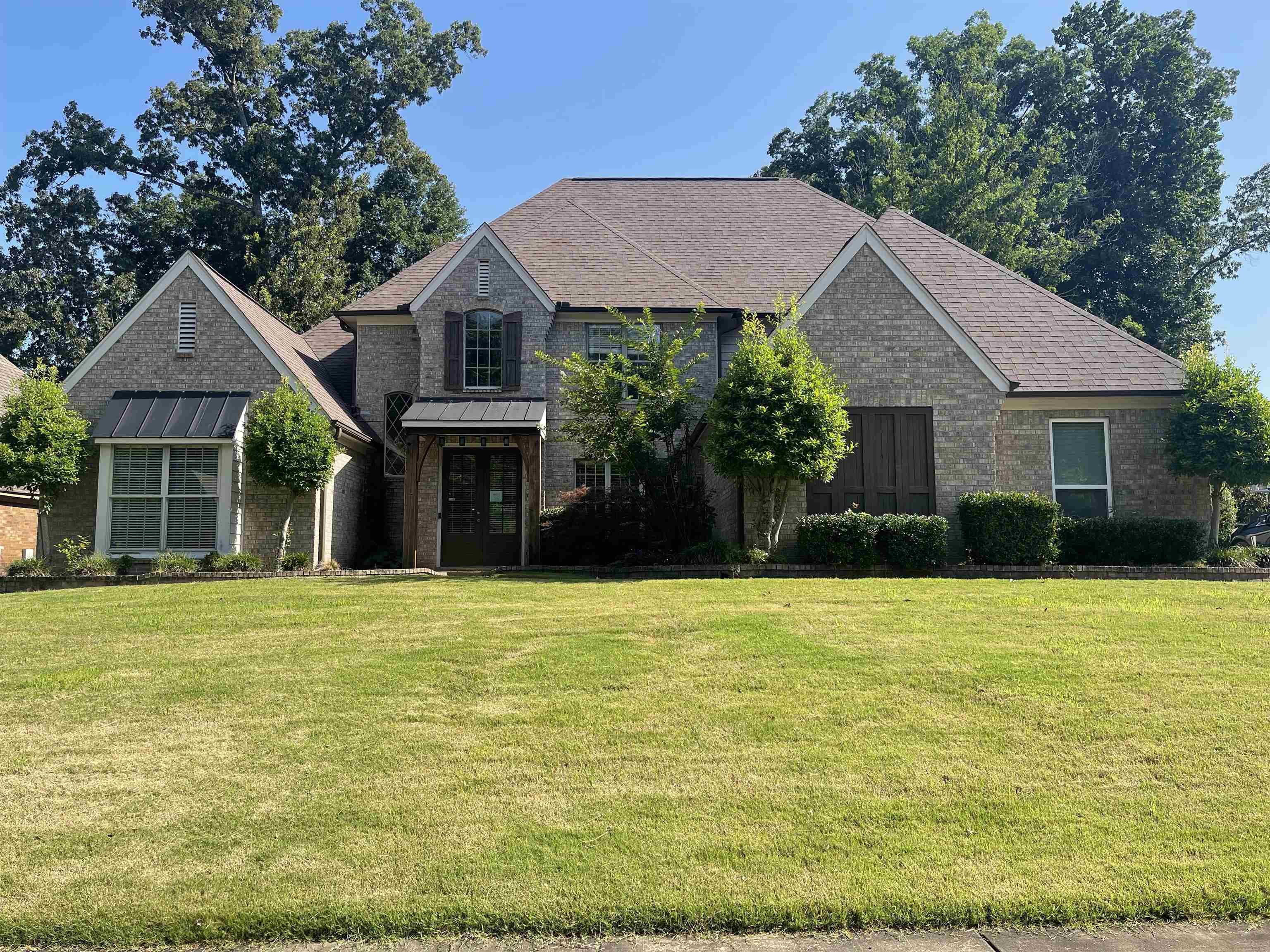 8280 Rebecca Woods Dr Property Photo 1