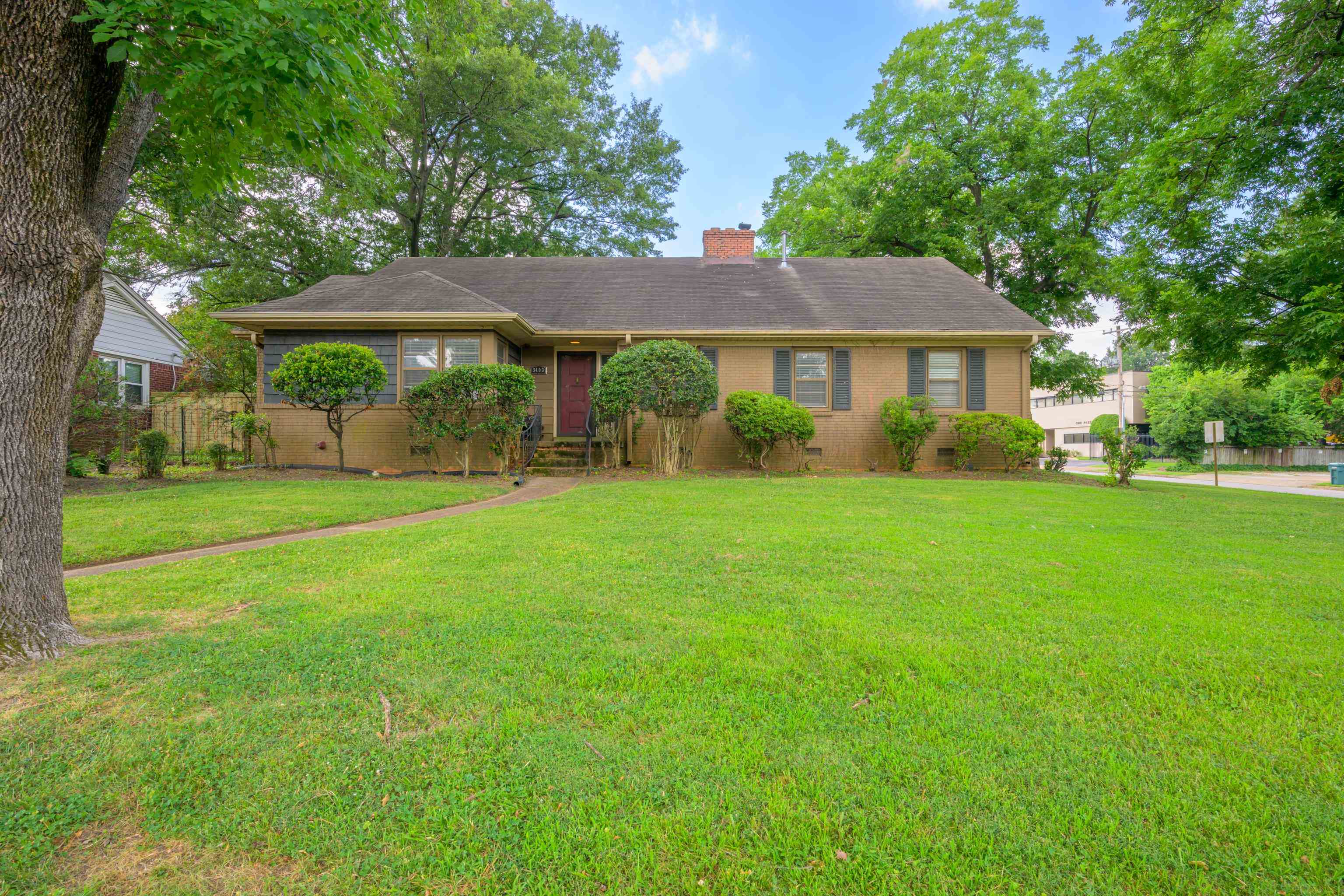 3403 Walnut Grove Rd Property Photo 1