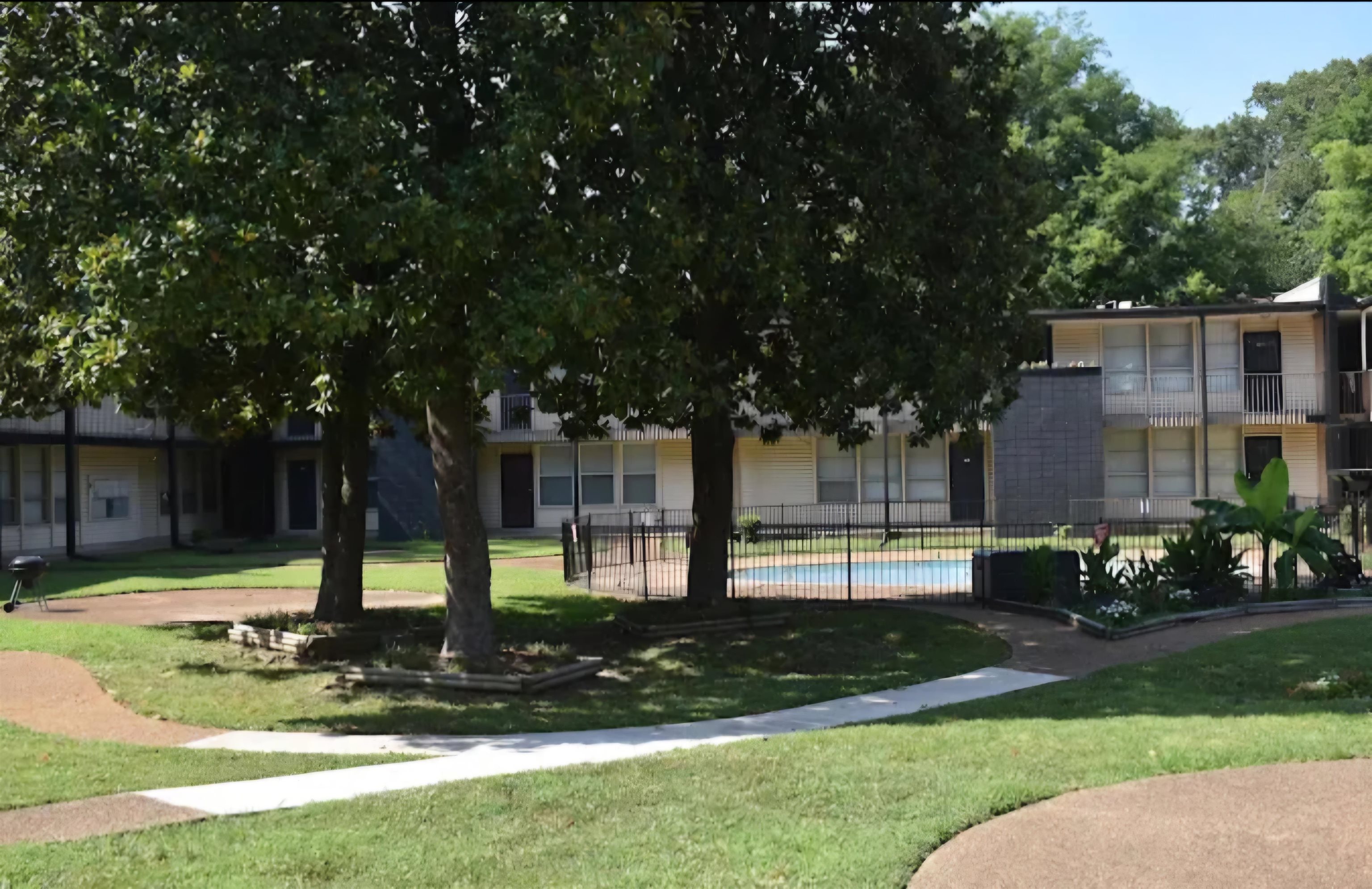 108 N Belvedere Blvd 37 Property Photo 4