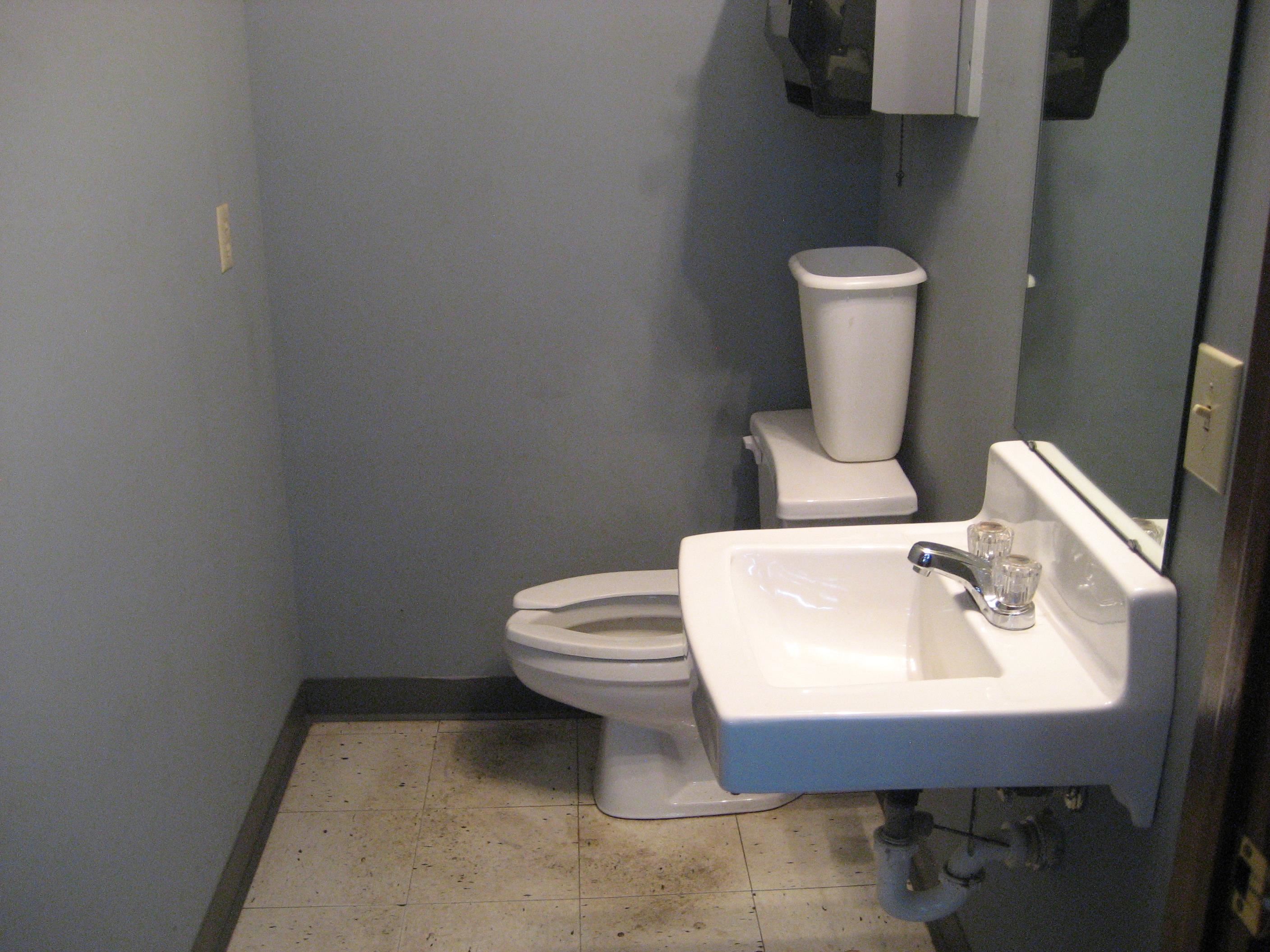 202 Perry St Property Photo 15