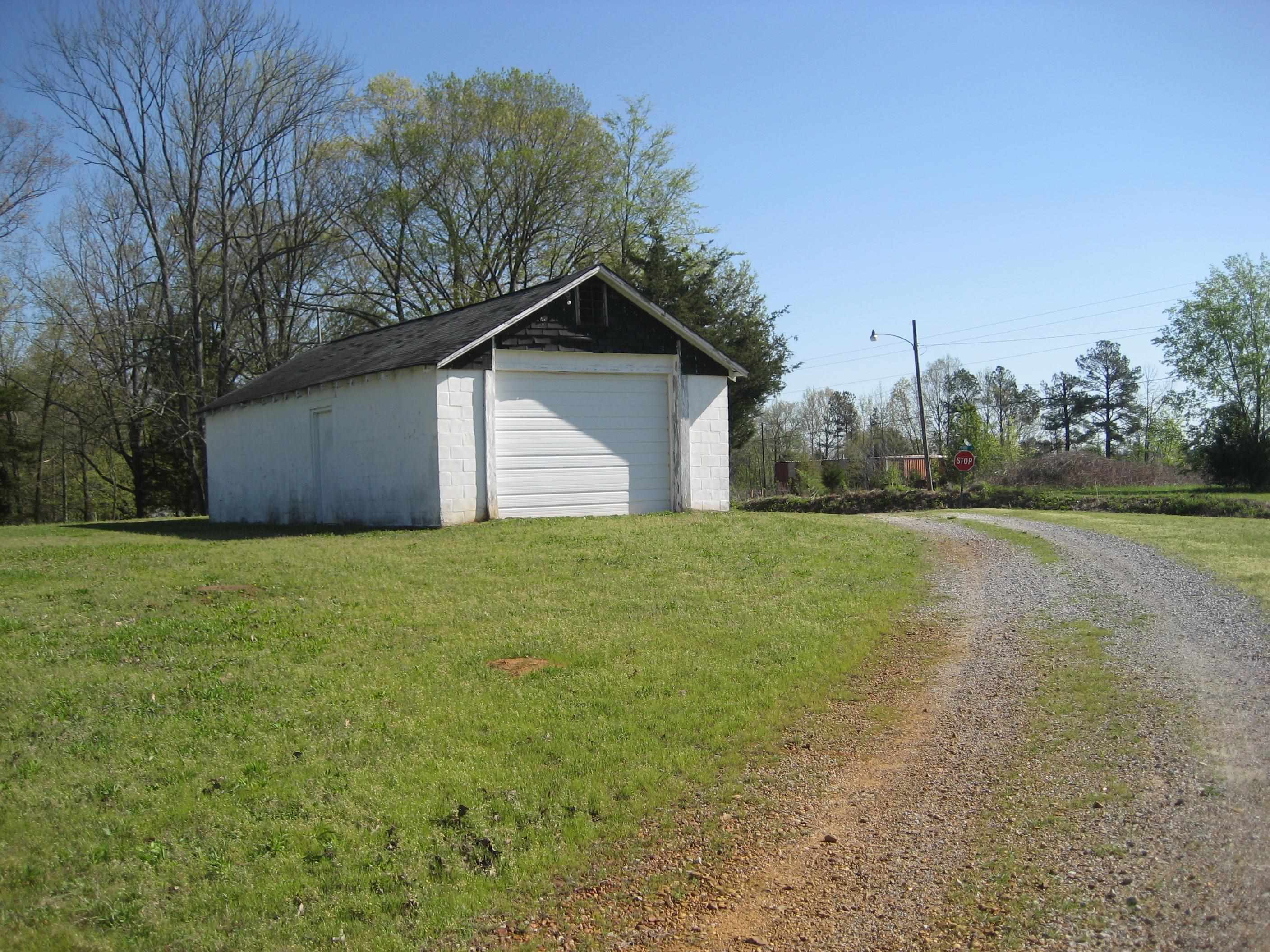 202 Perry St Property Photo 34
