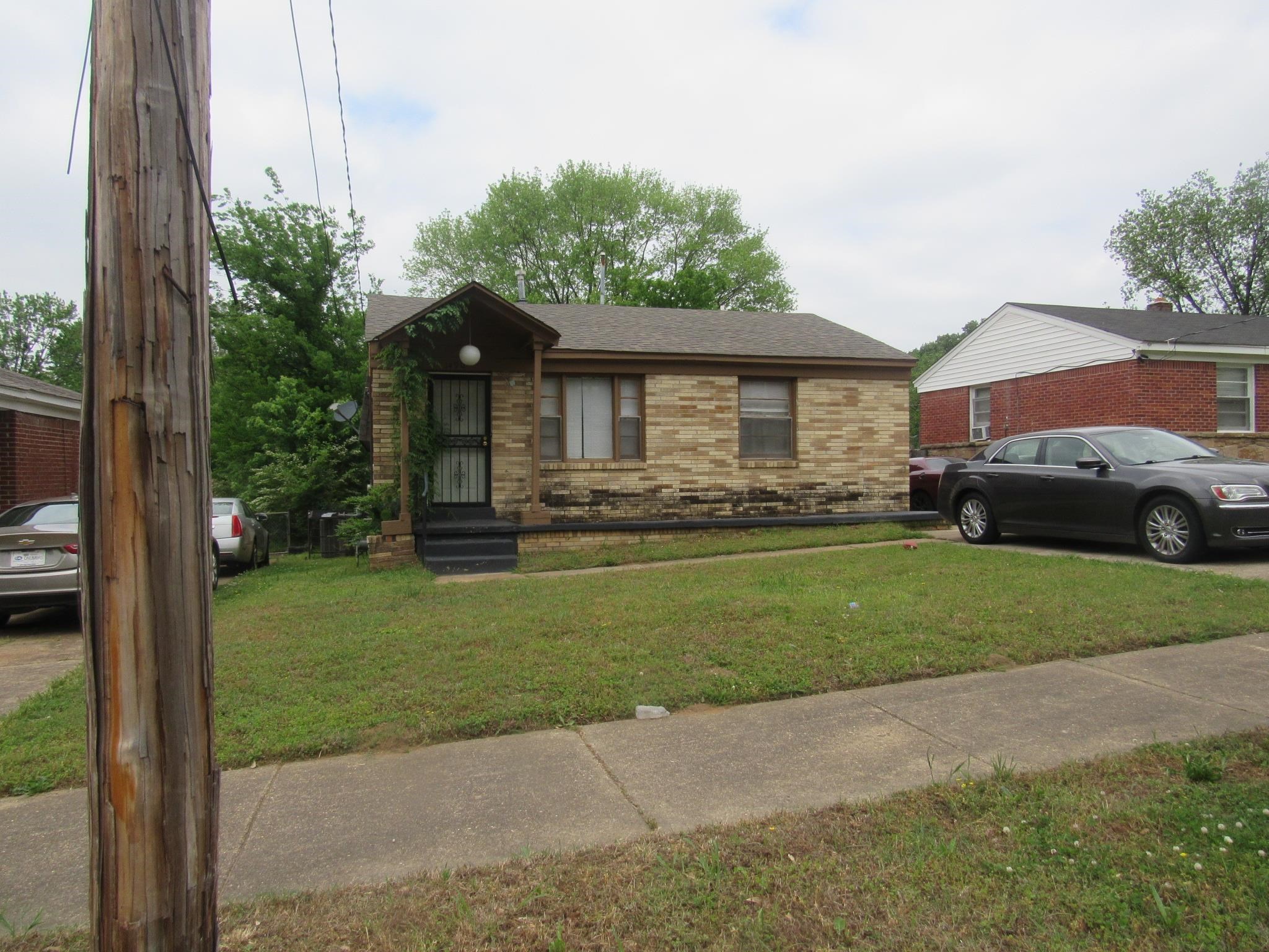 1490 Lockhaven Ave Property Photo 1