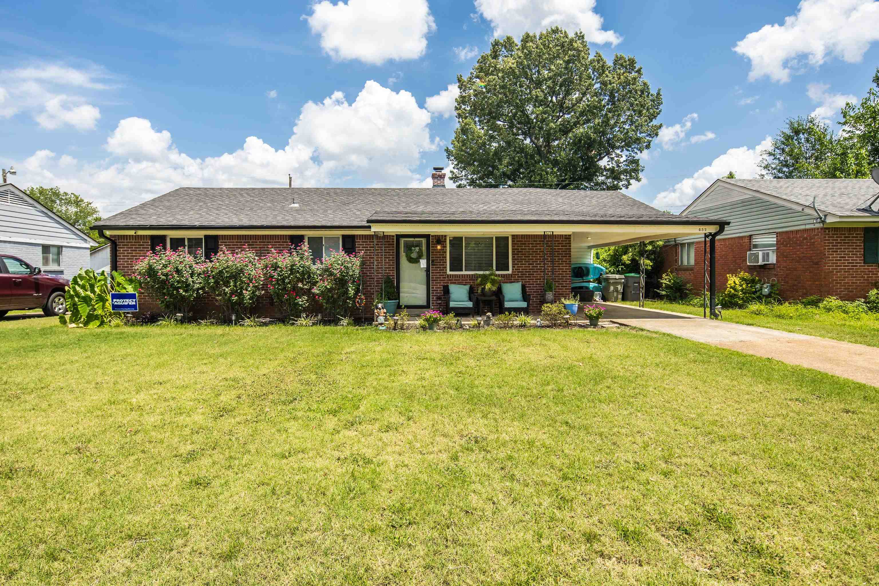 432 Malboro Rd Property Photo 1