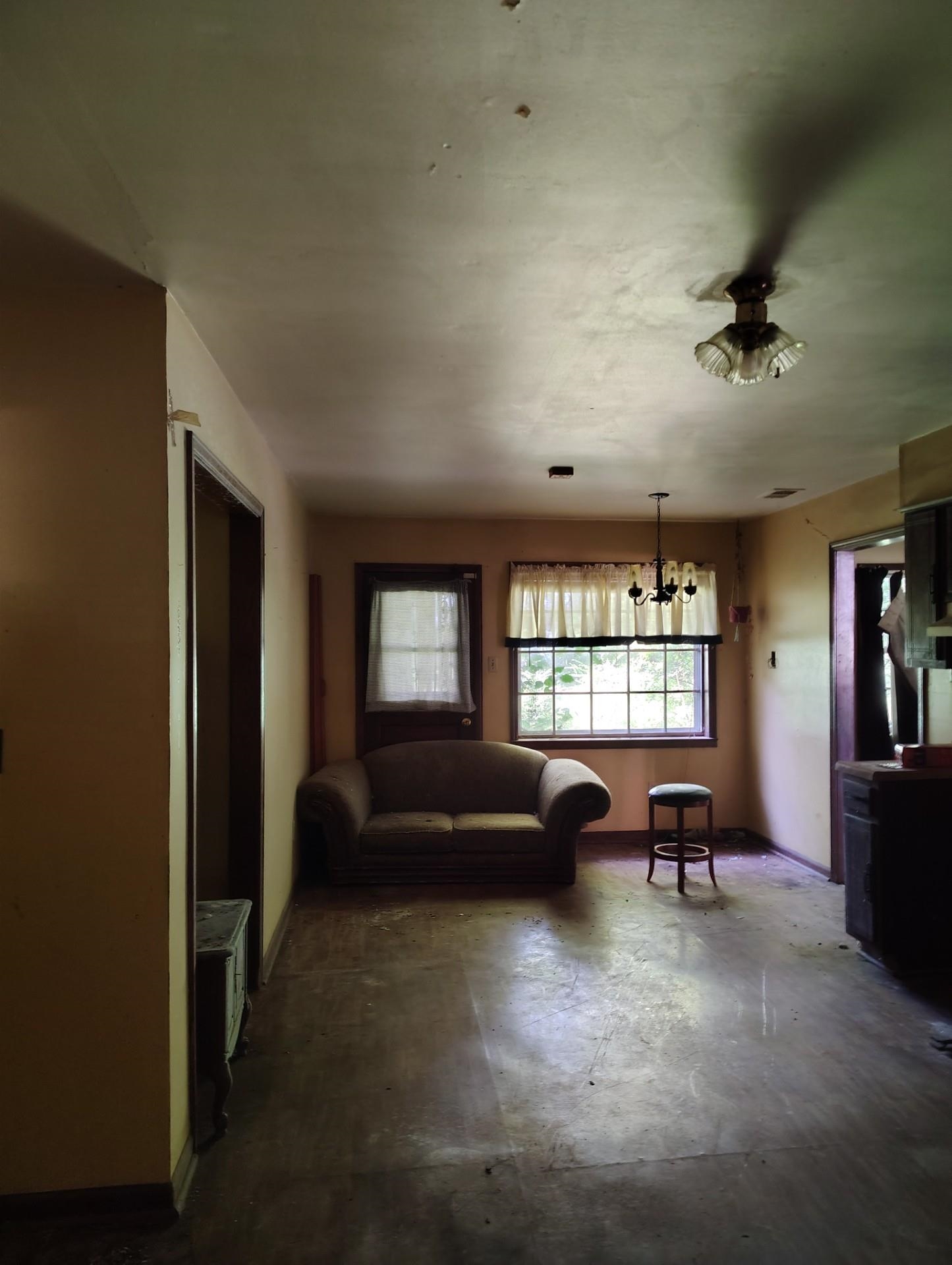 1663 N Pisgah Rd Property Photo 2