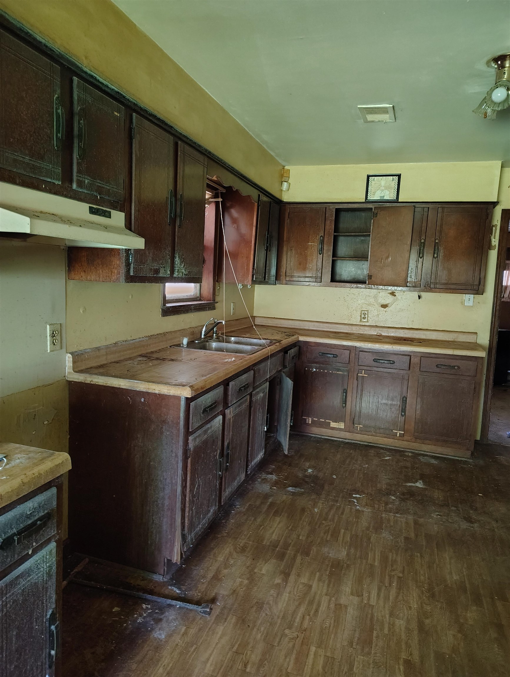 1663 N Pisgah Rd Property Photo 3