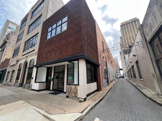 18 N Second St Property Photo 1
