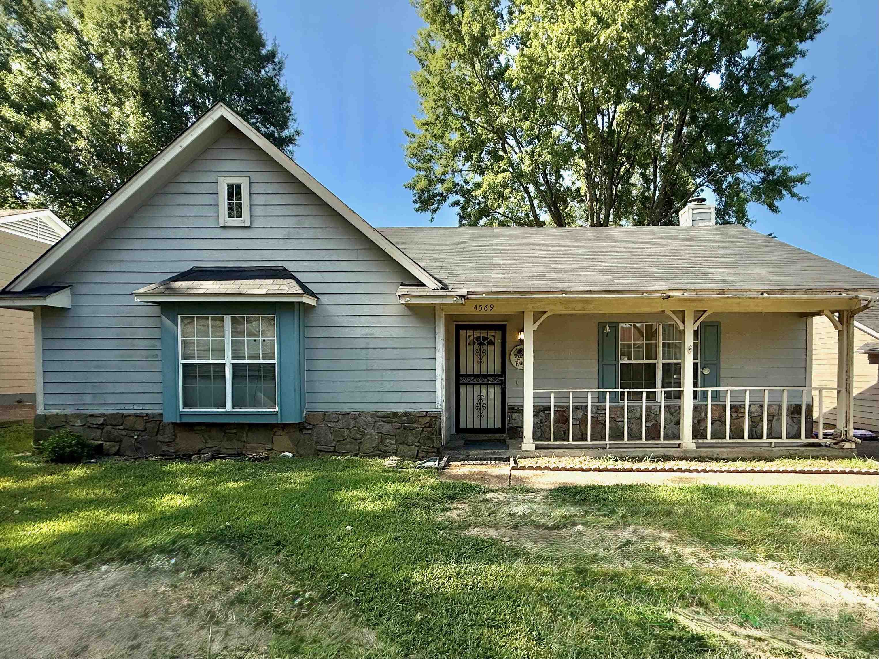 4569 Columbia Woods Ln Property Photo 1