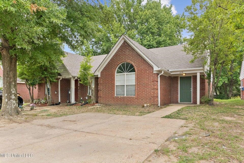 1628 Joy Blvd Property Photo 2