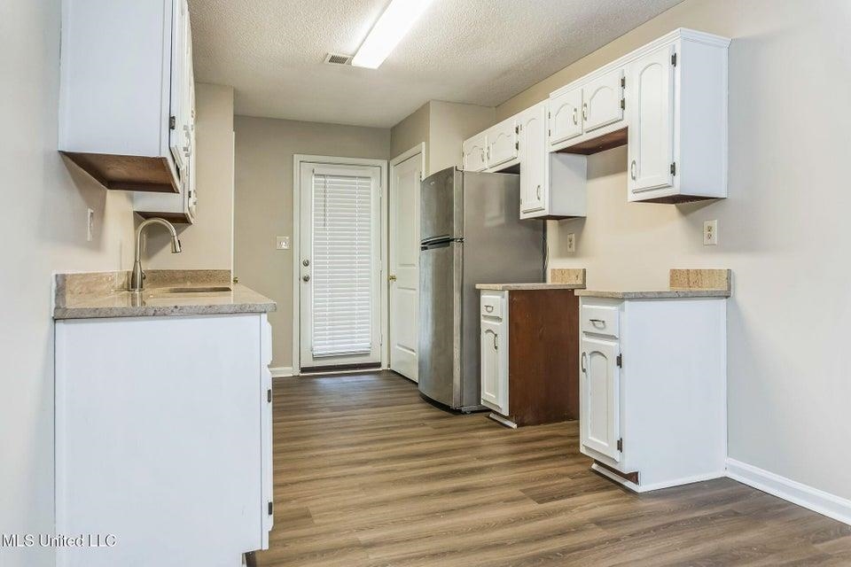 1628 Joy Blvd Property Photo 9