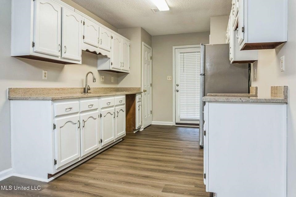 1628 Joy Blvd Property Photo 10