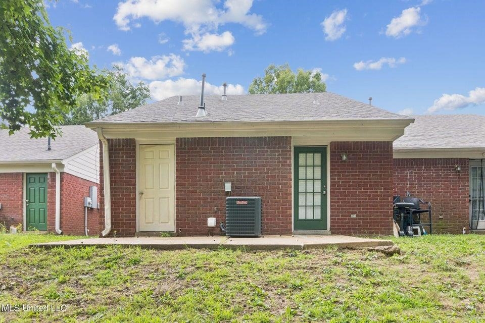1628 Joy Blvd Property Photo 33