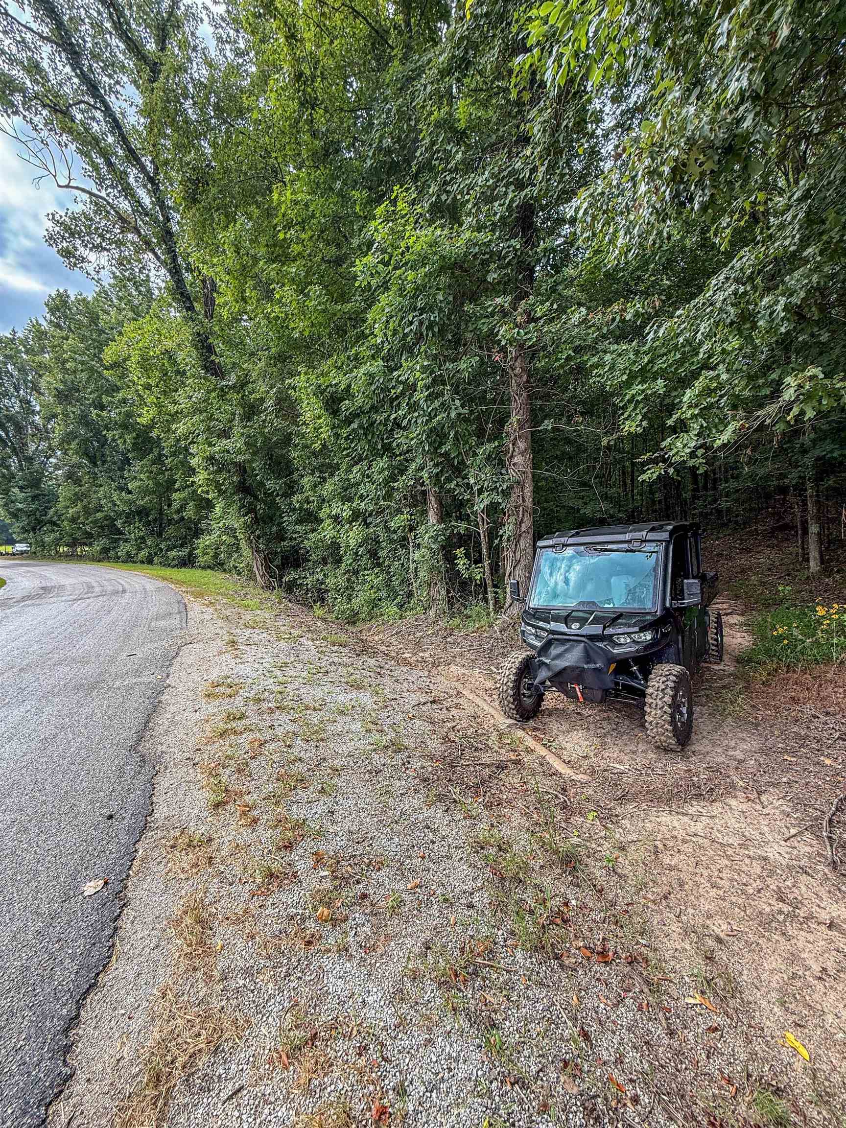 Country Club Rd Property Photo 21