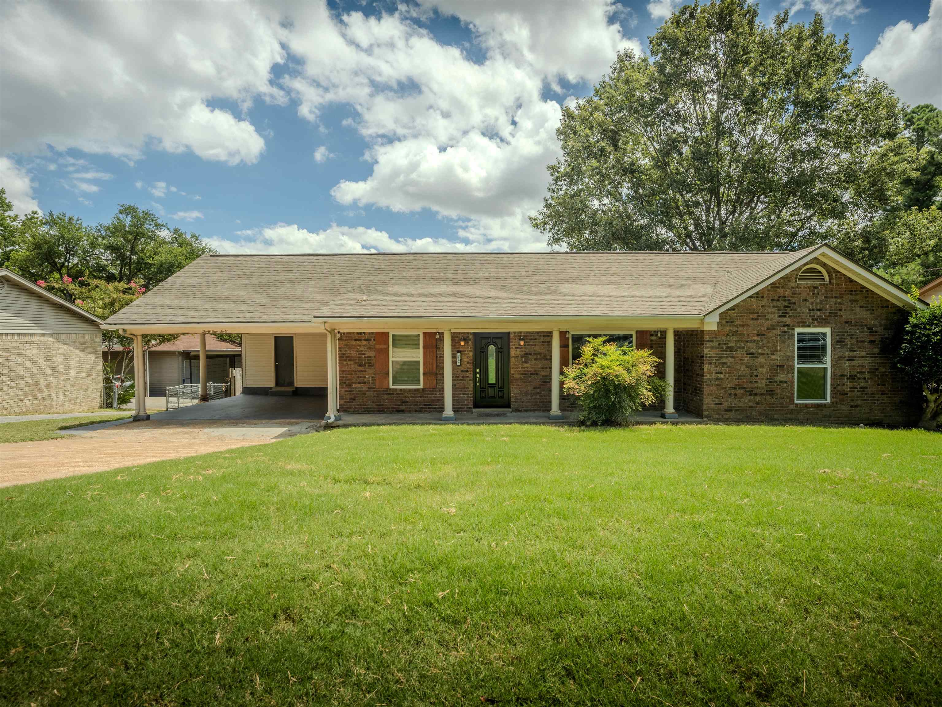 3168 Sycamore View Rd Property Photo 1