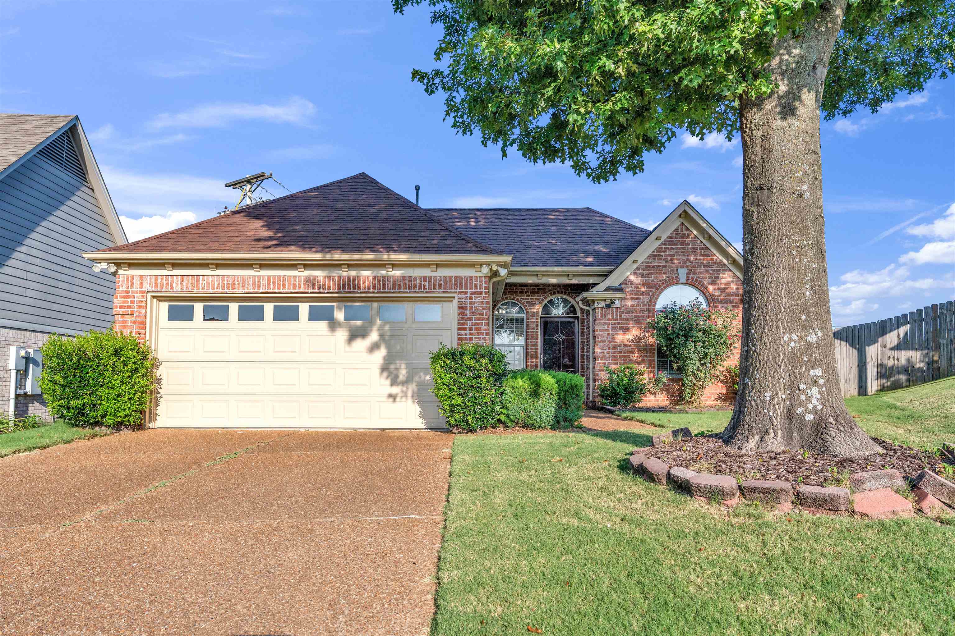 55 Magnolia Garden Ln Property Photo 1