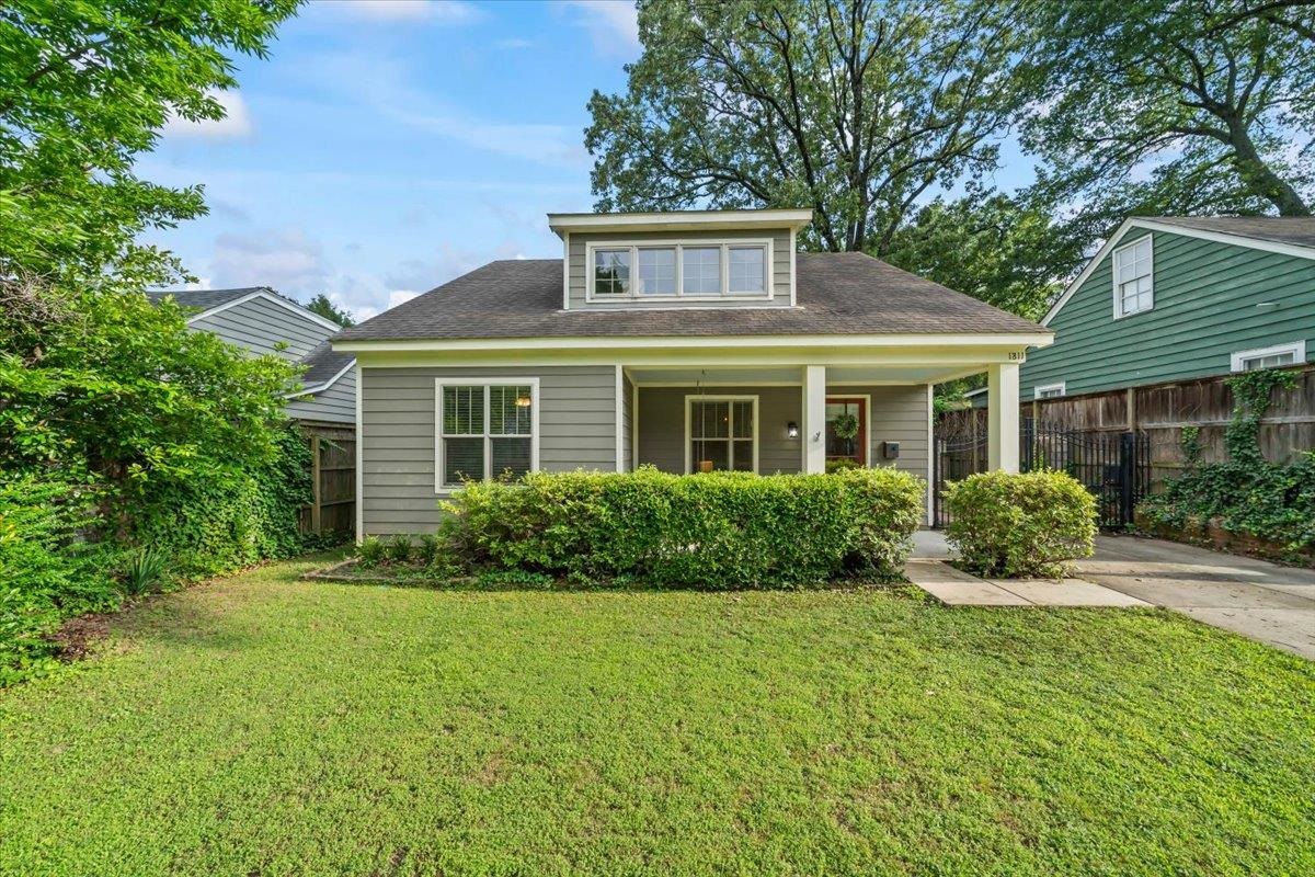 1811 Mignon Ave Property Photo 1