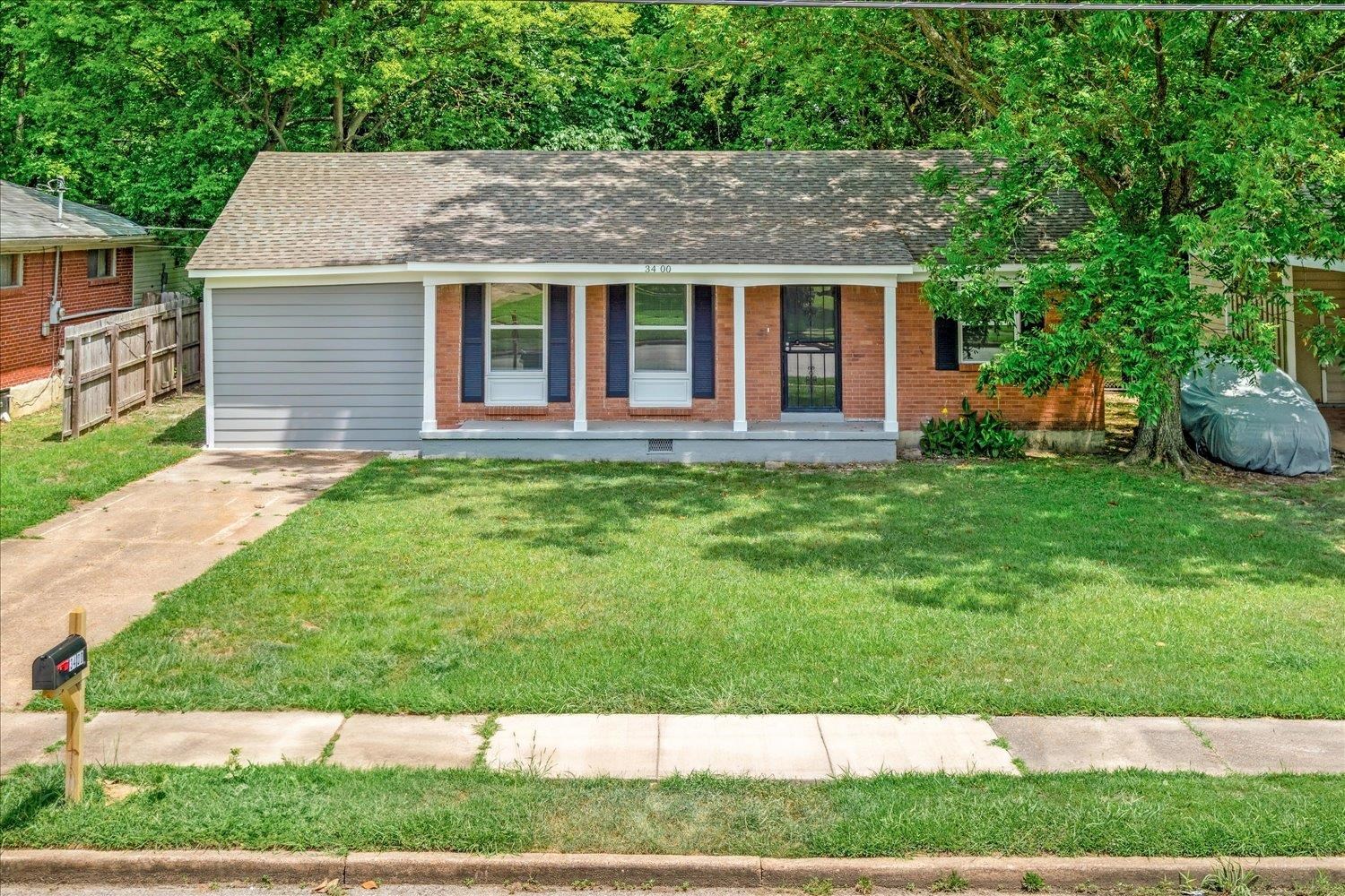 3400 Hallbrook St Property Photo 1