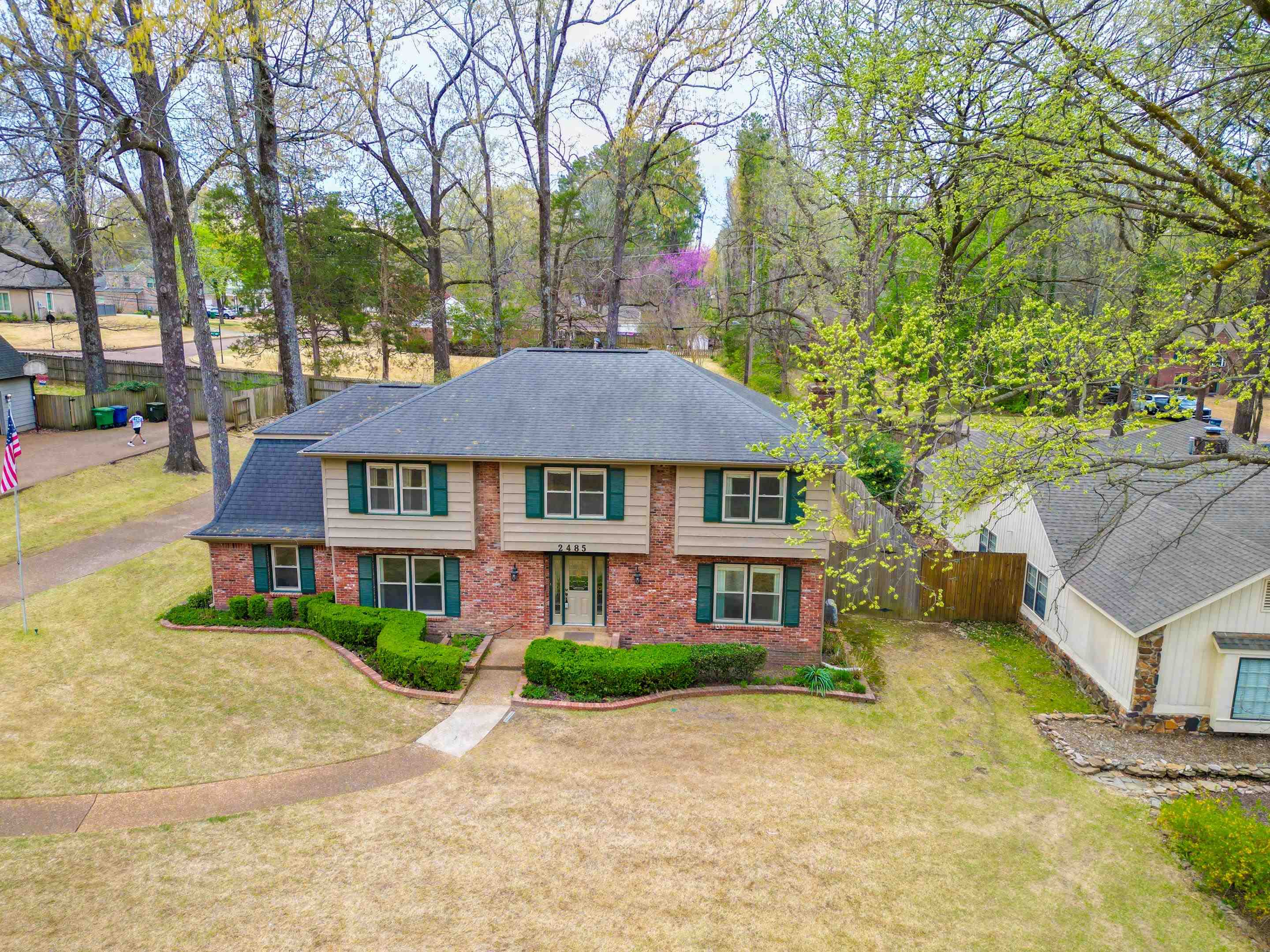 2485 Regents Walk Property Photo 1