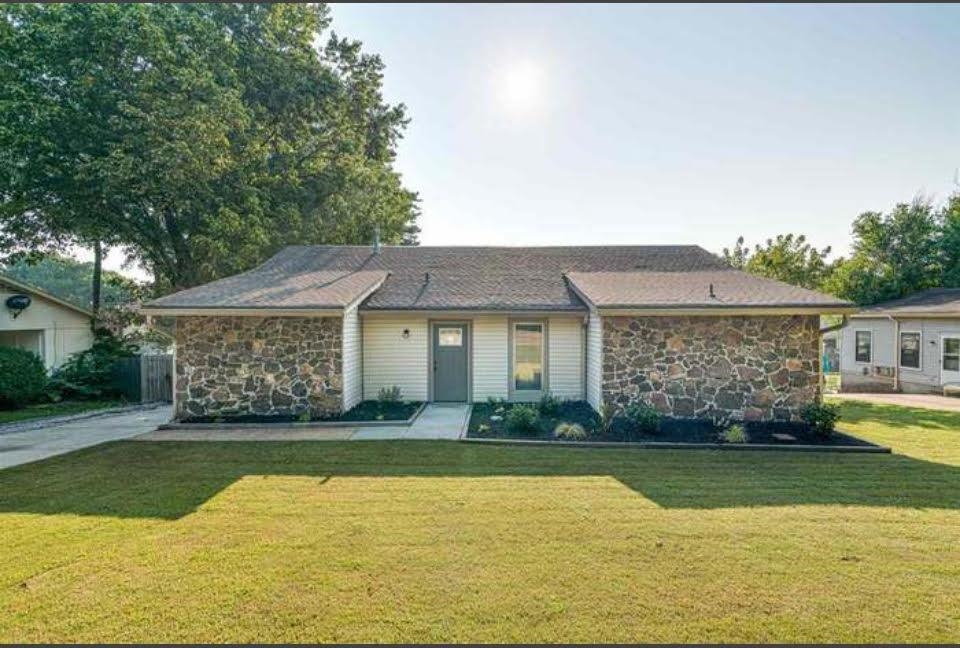 3144 Sycamore View Rd Property Photo 1