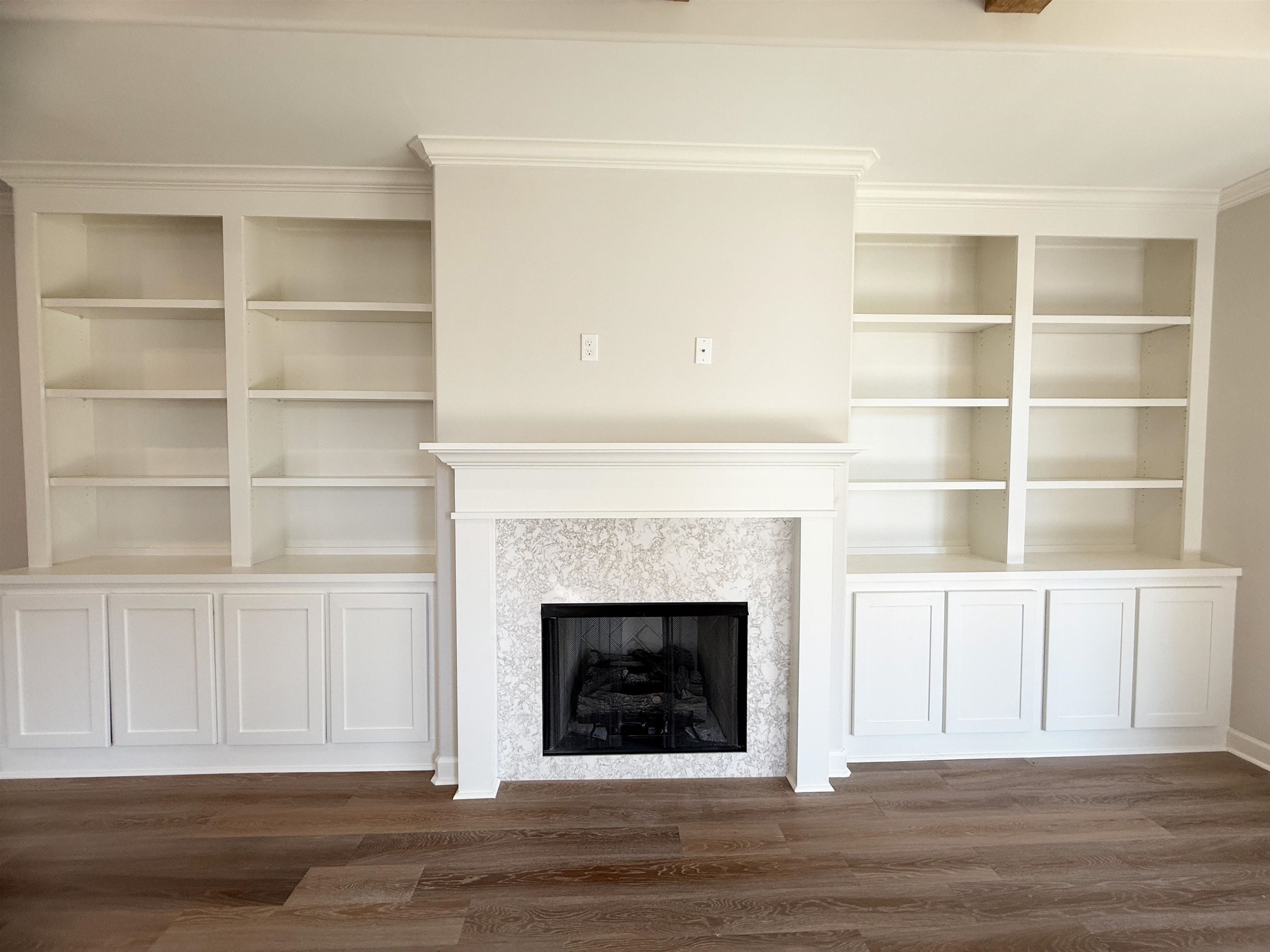 848 Goldenrod Way Property Photo 3