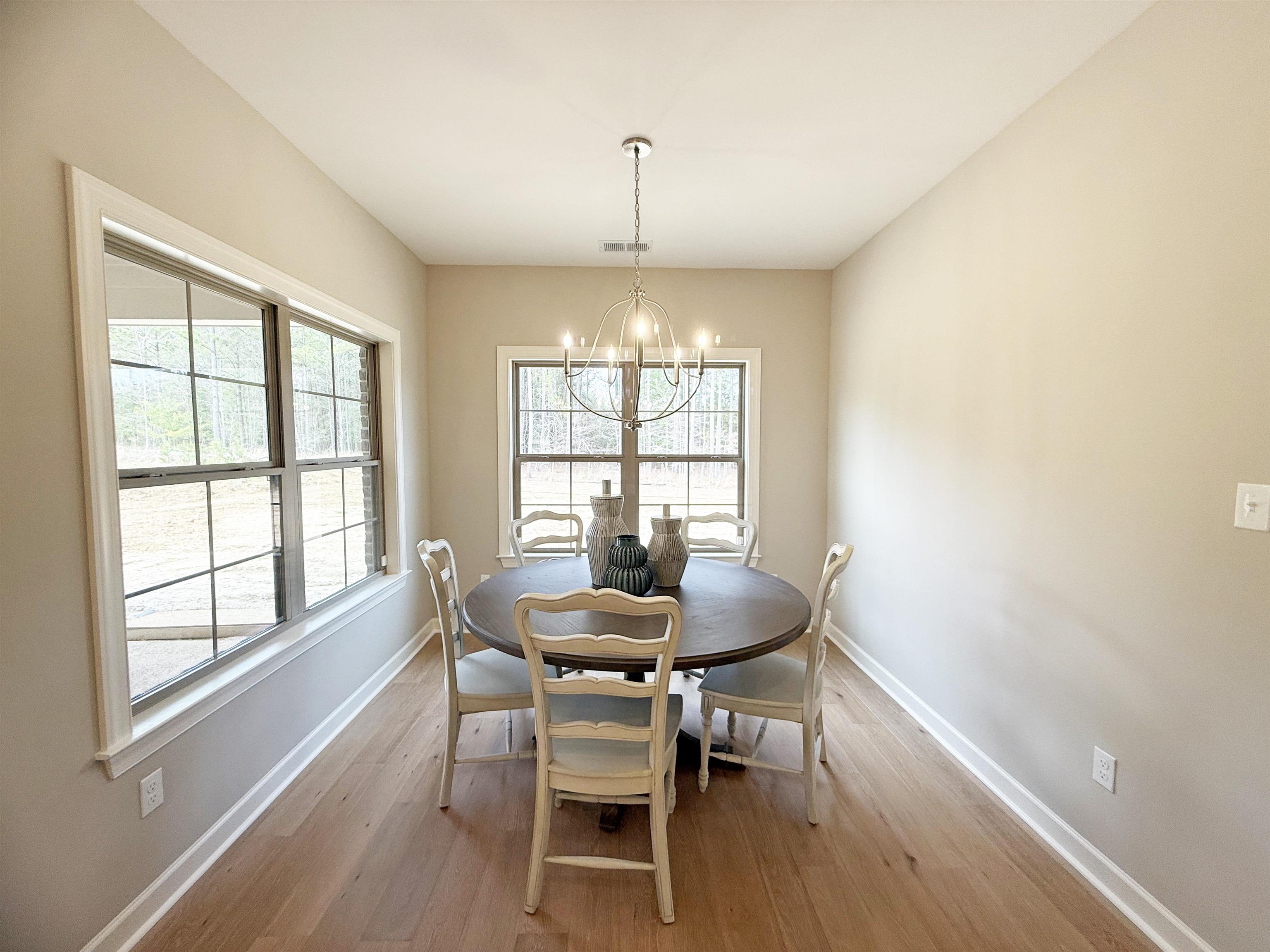 350 Rolling Grove Blvd Property Photo 11