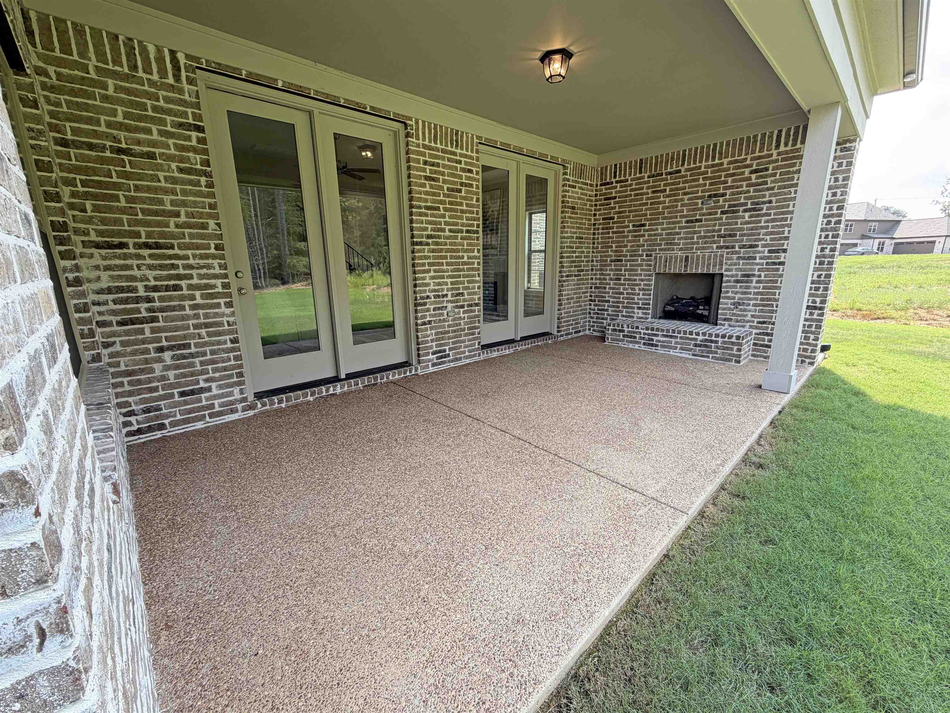 350 Rolling Grove Blvd Property Photo 34