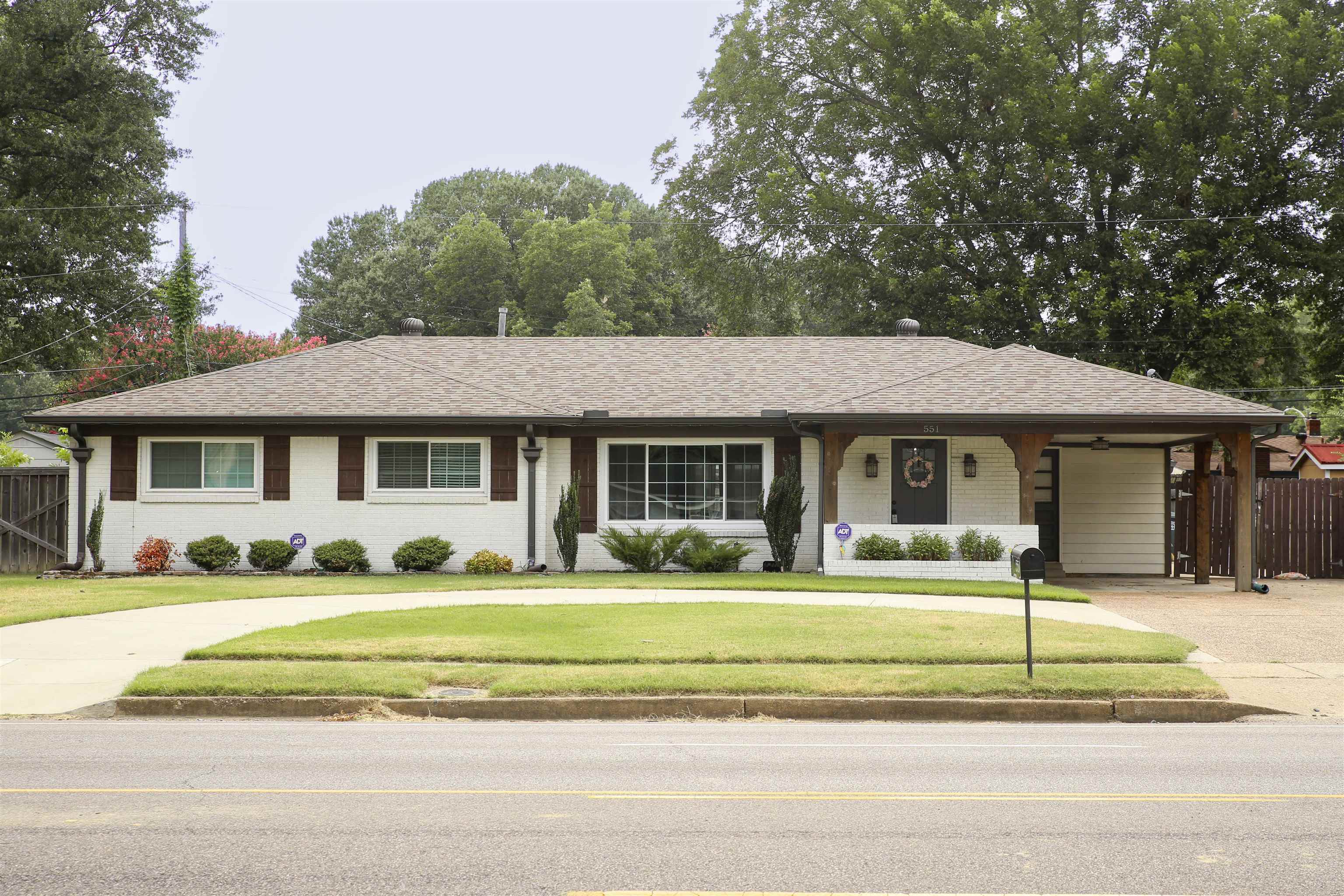 551 N White Station Rd Property Photo 1