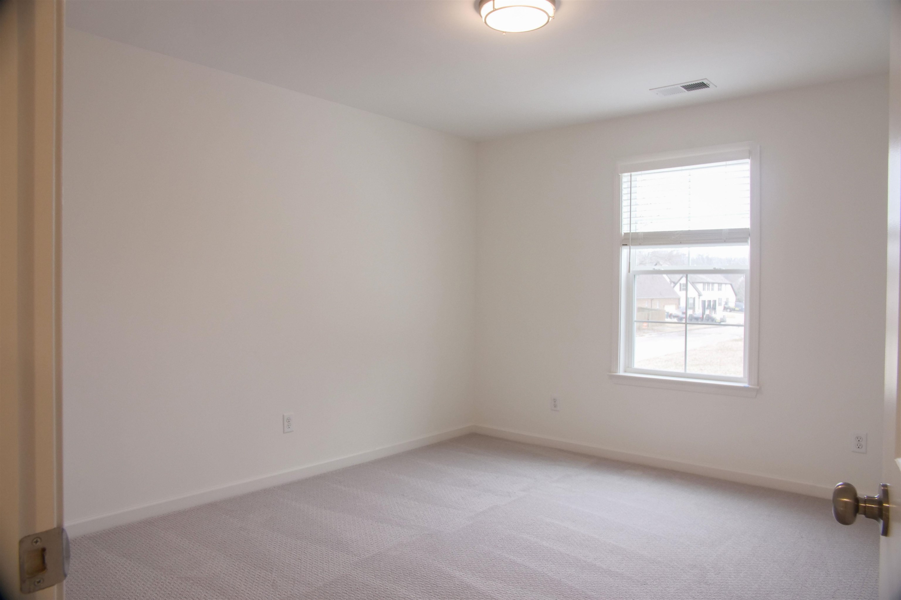 9589 Grays Valley Cv Property Photo 17
