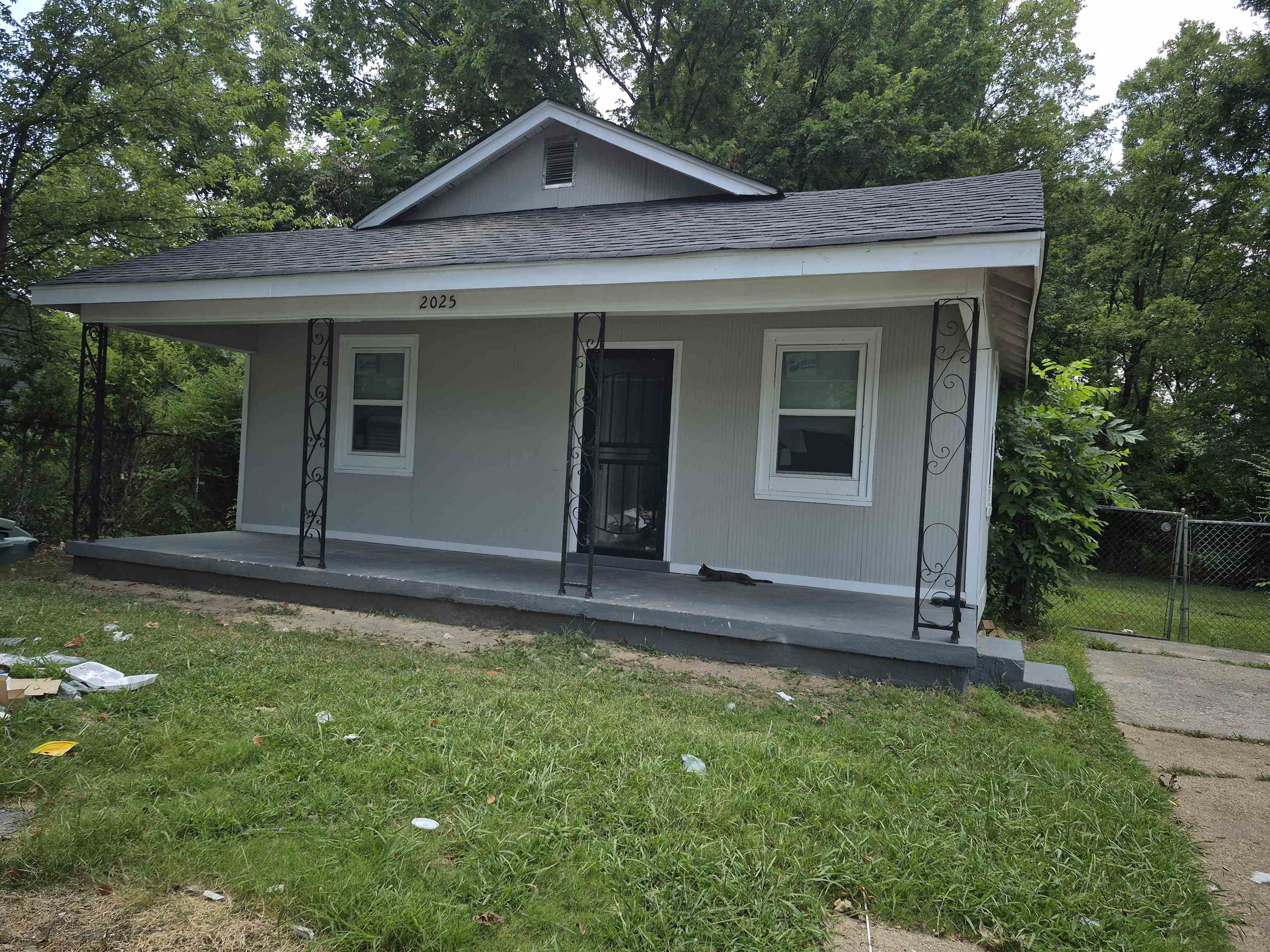 2025 Clarksdale Ave Property Photo 1