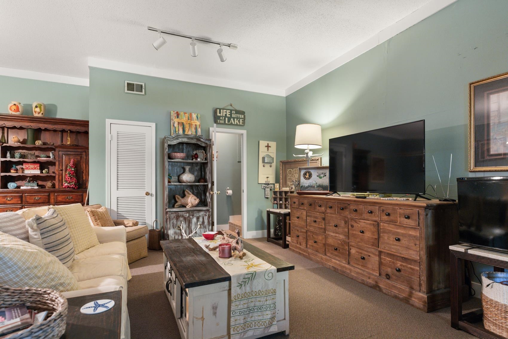 2825-282 Horseshoe Circle Cir Property Photo 16