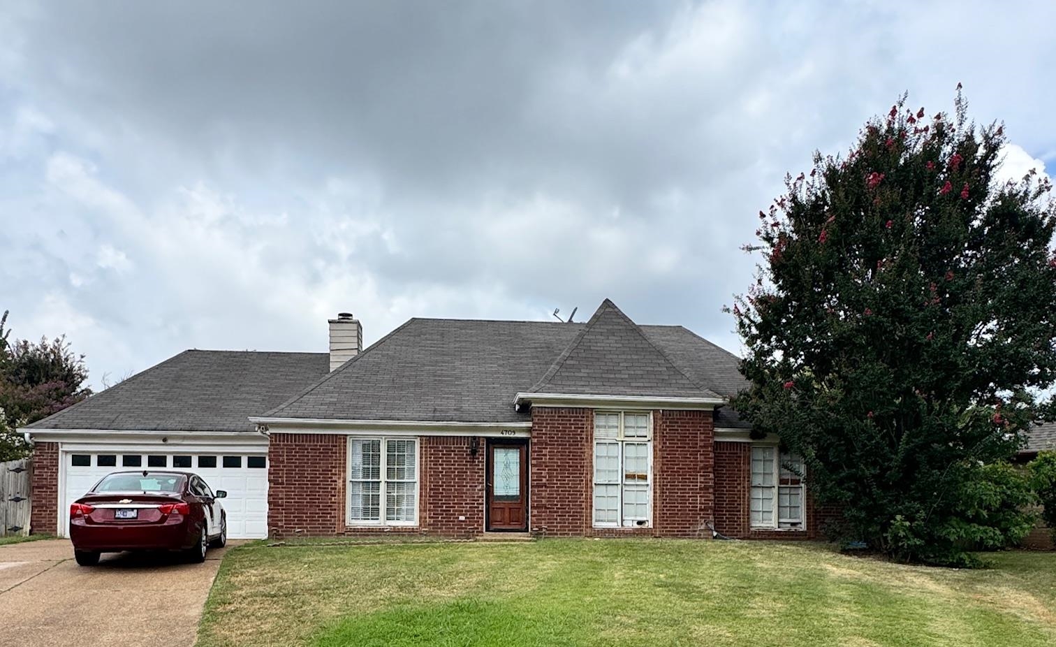 4709 Valene Cir Property Photo 1