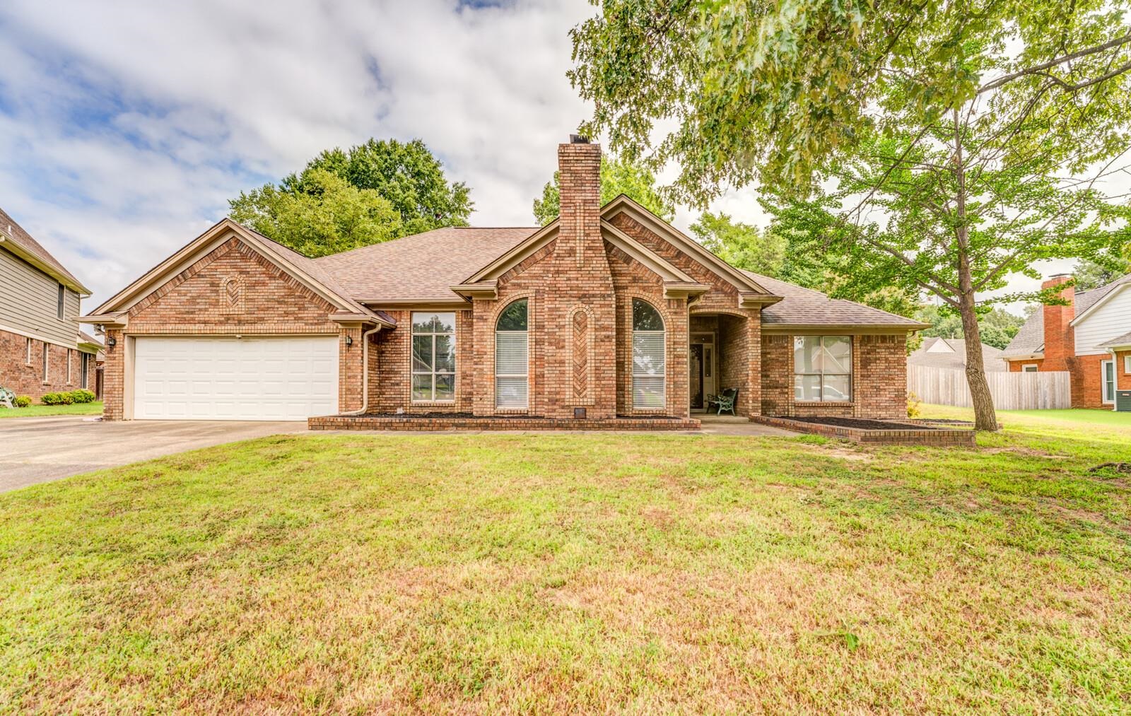 6138 Gailyn Cv Property Photo 1