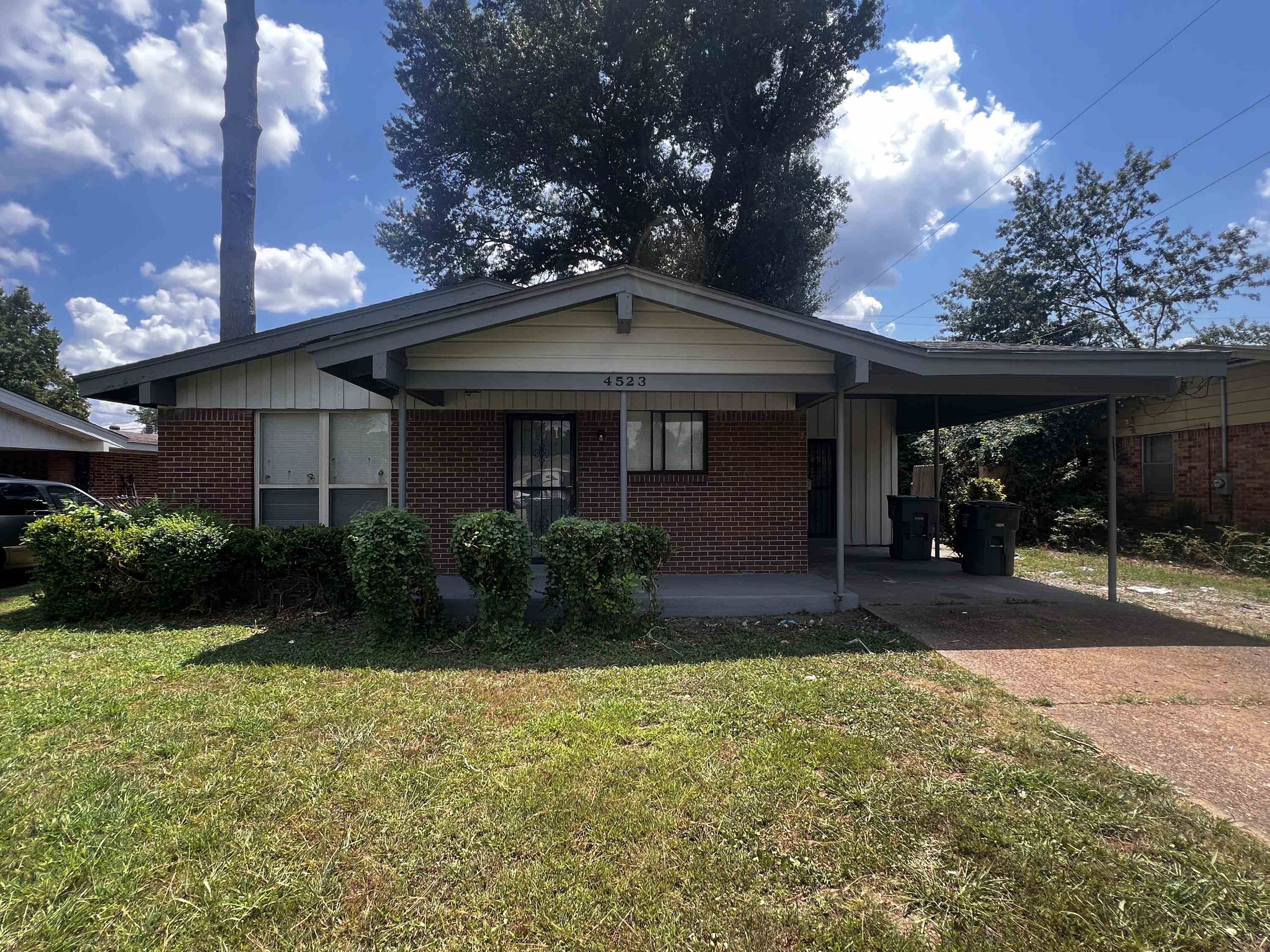 4523 Lawrence Rd Property Photo 1