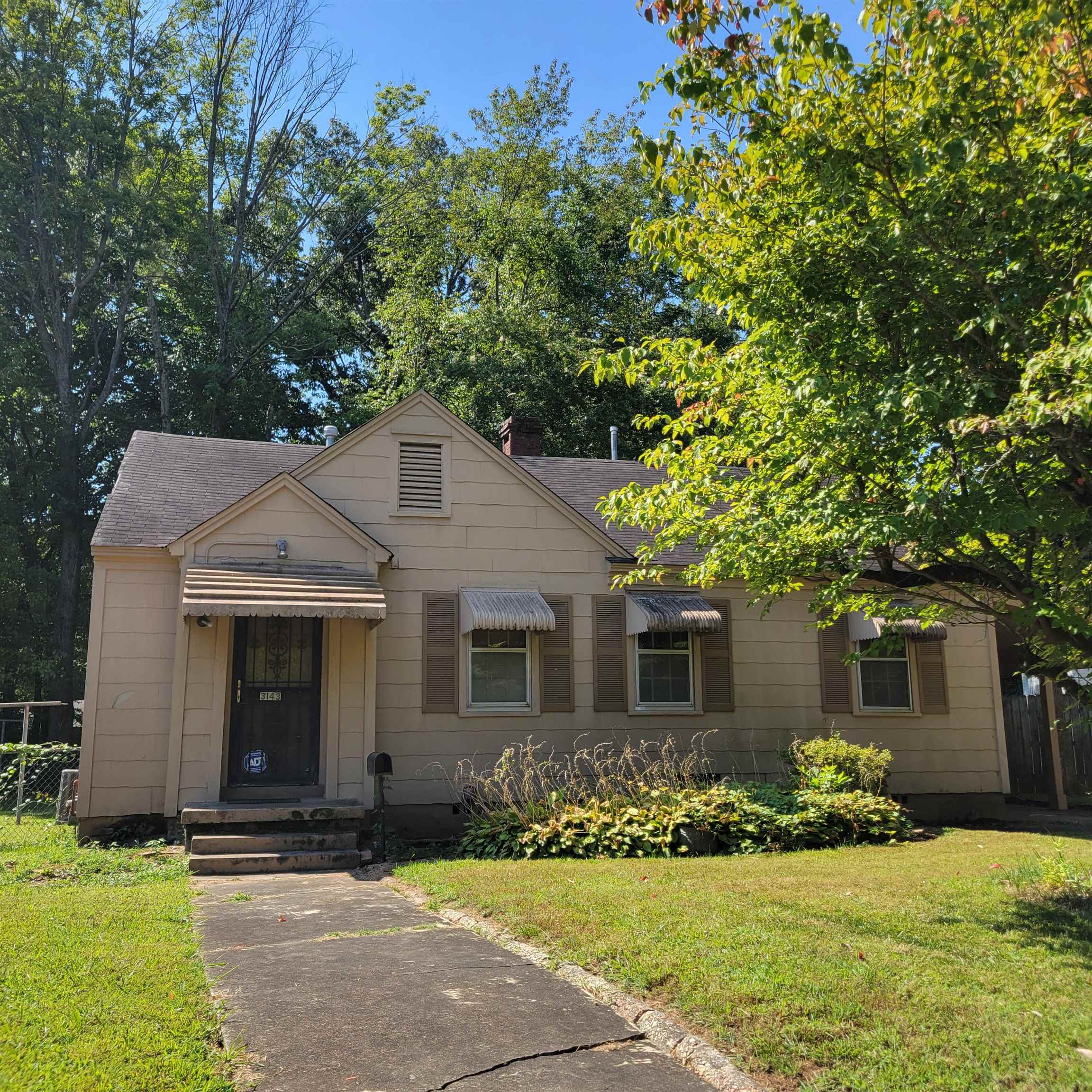 3143 S Lafayette Cir Property Photo 1