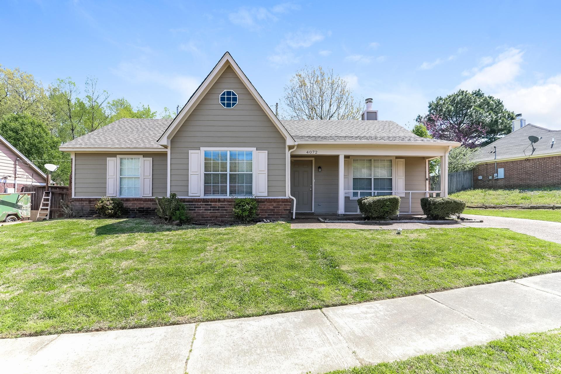 4072 N Angelace Dr Property Photo 1