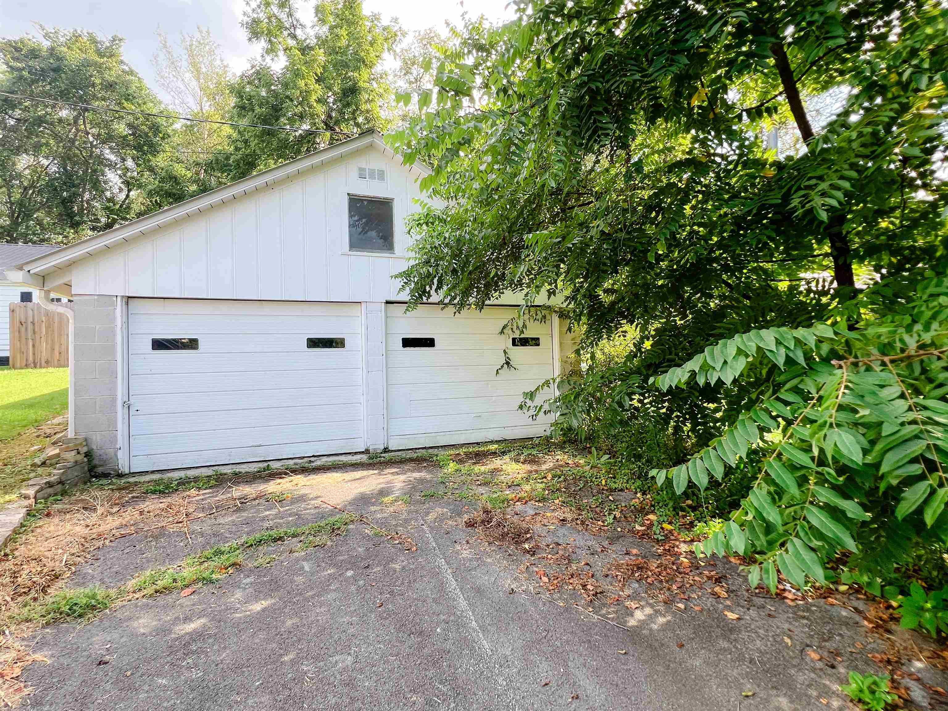 202 Morris St Property Photo 34