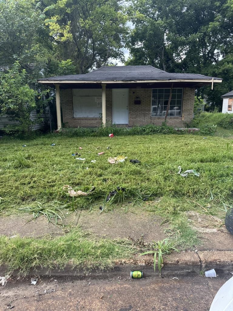 2356 Dexter Ave Property Photo 1