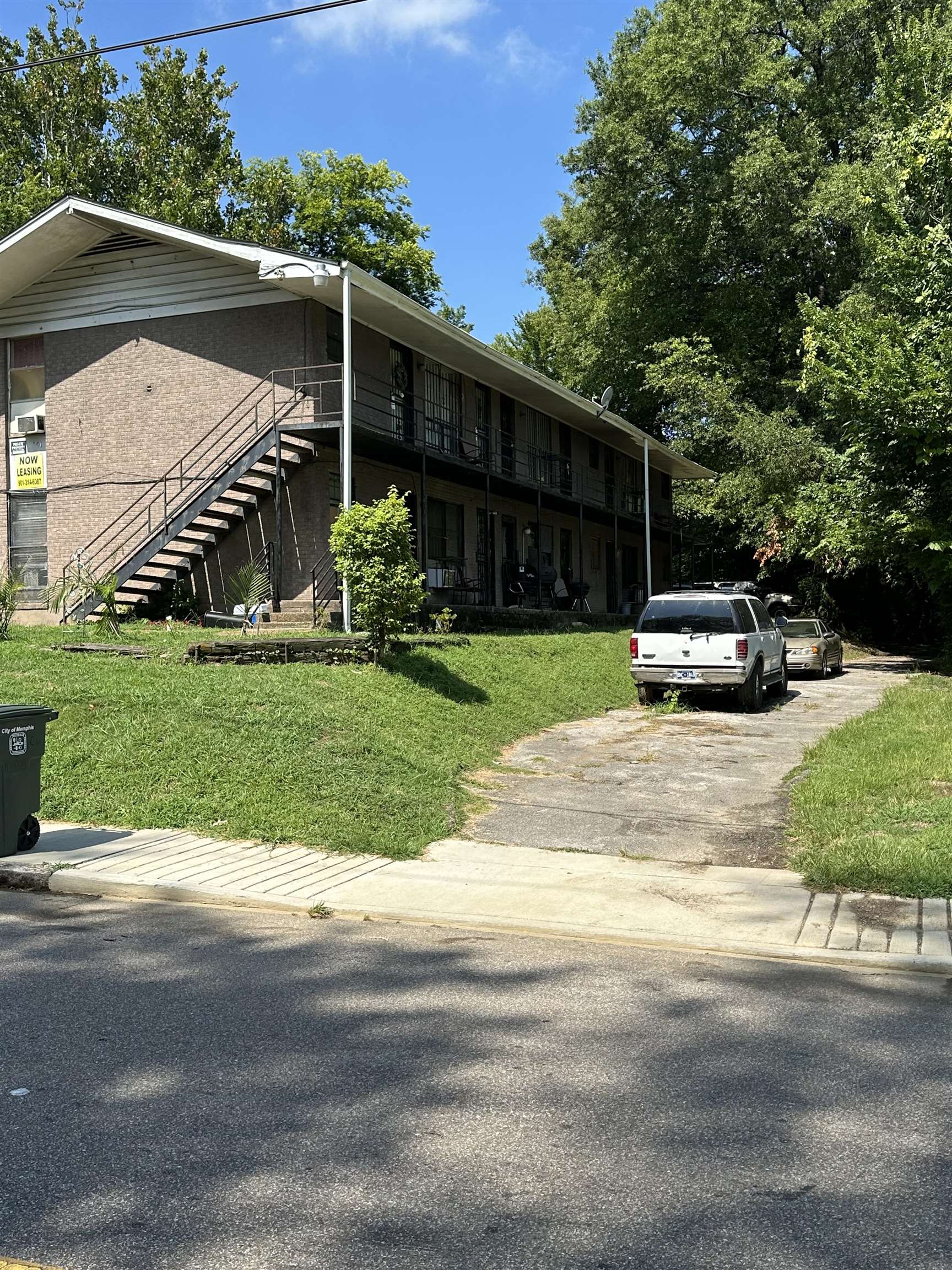 301 N Manassas Ave N Property Photo 1