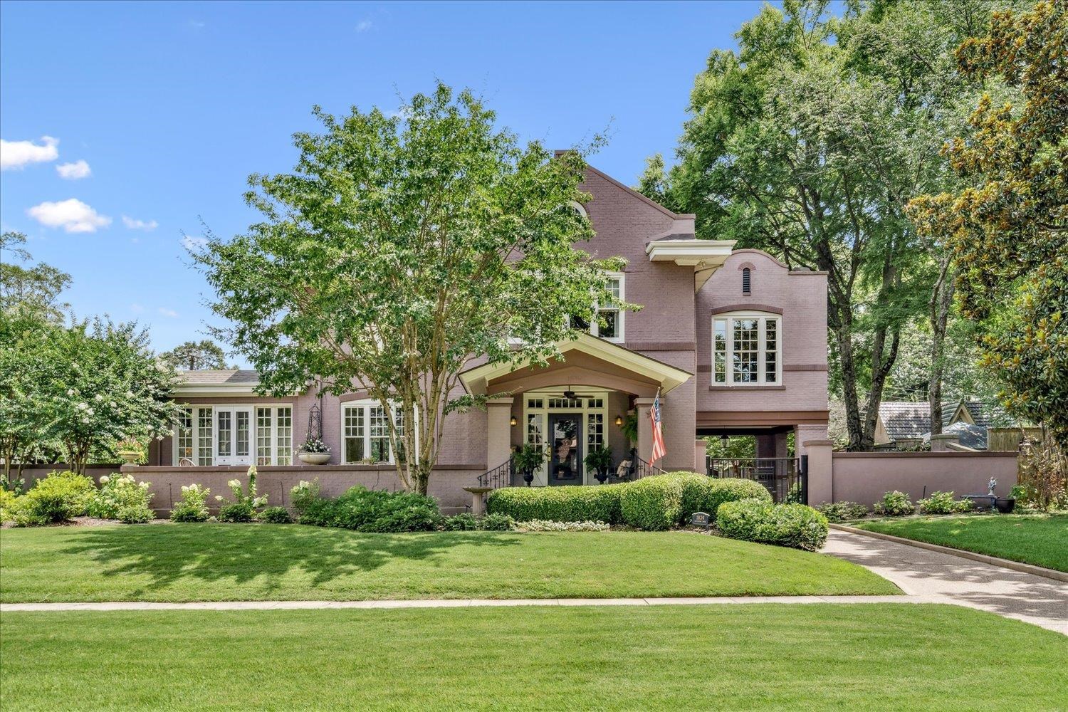 1839 Overton Park Ave Property Photo 1