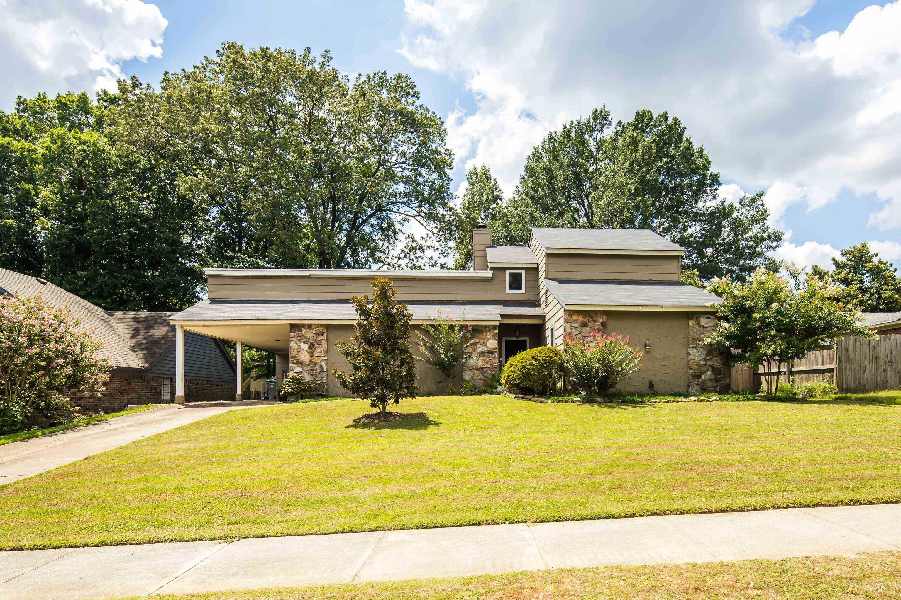 8271 Shallow Rock Cv Property Photo 1