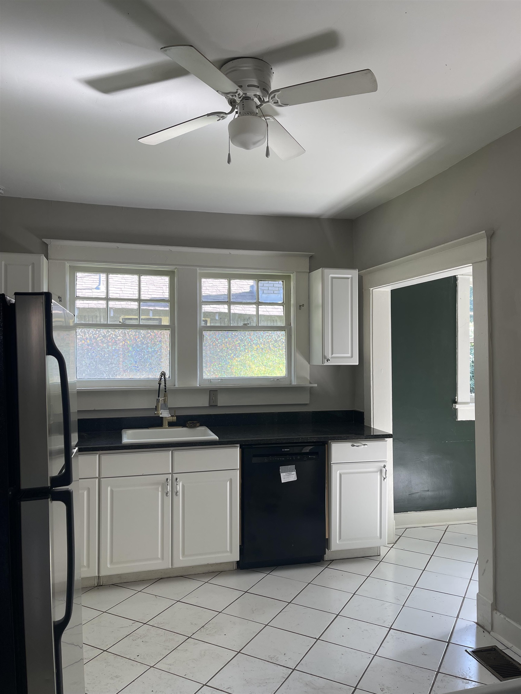 643 N Willett St Property Photo 2