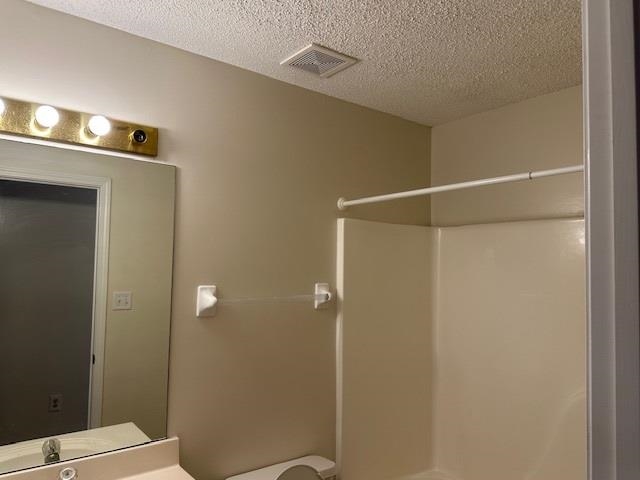 6880 Wrigley Dr Property Photo 3