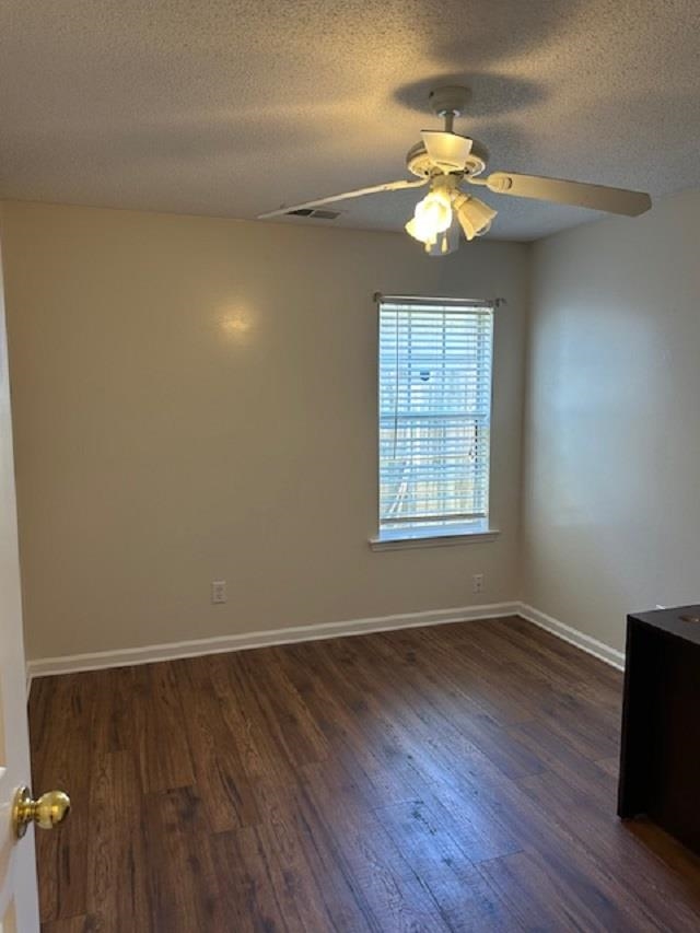 6880 Wrigley Dr Property Photo 4