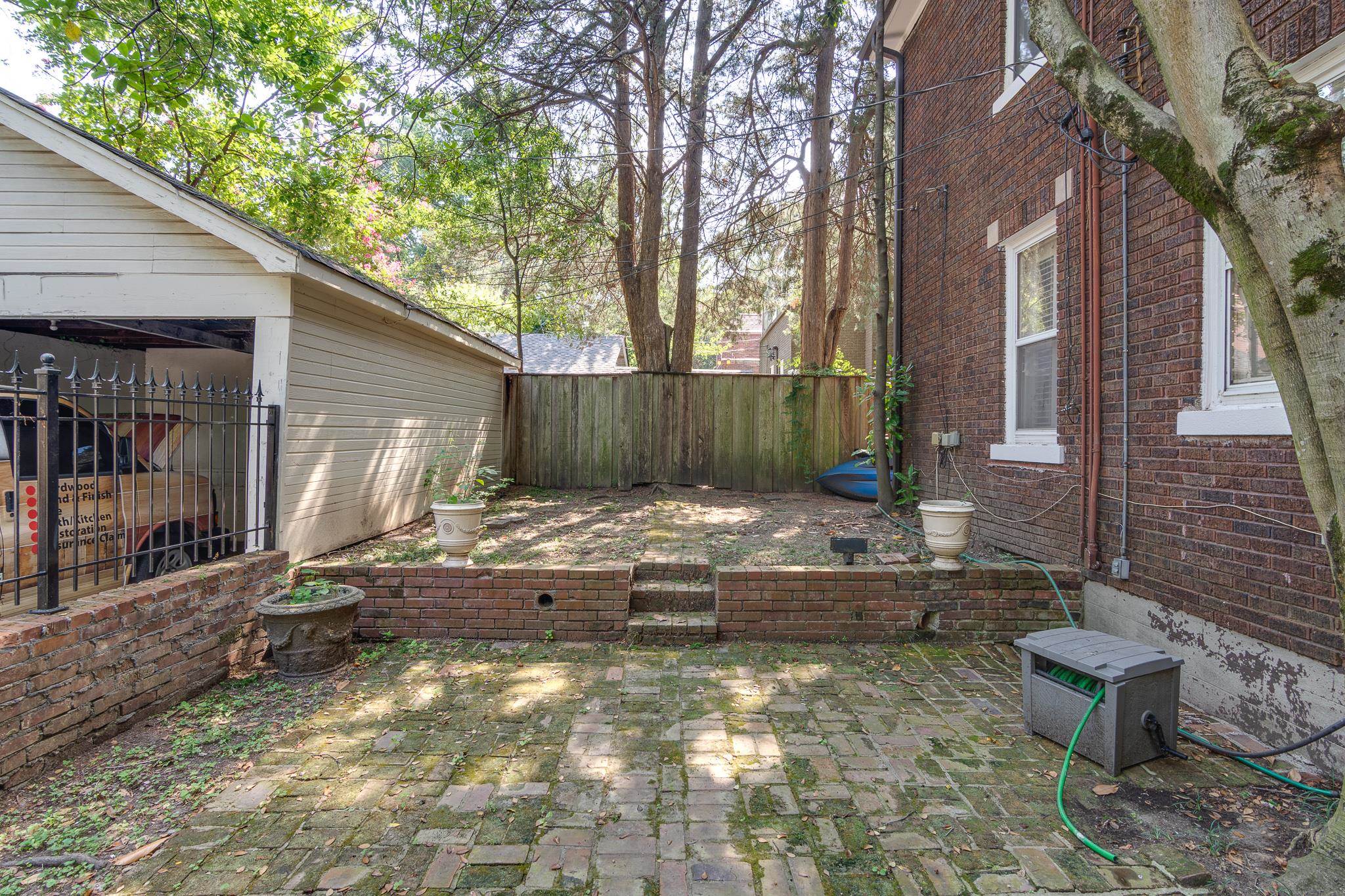 1464 Peabody Ave Property Photo 32