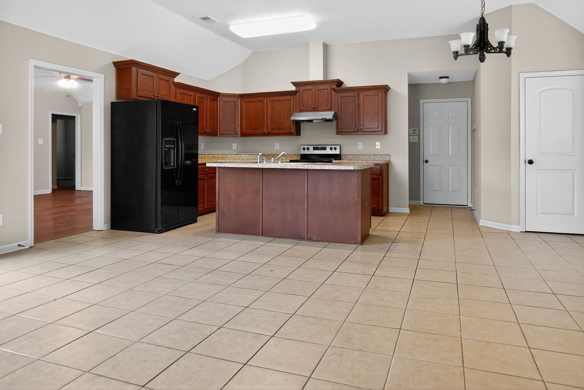 9635 Grays Lake Dr Property Photo 6